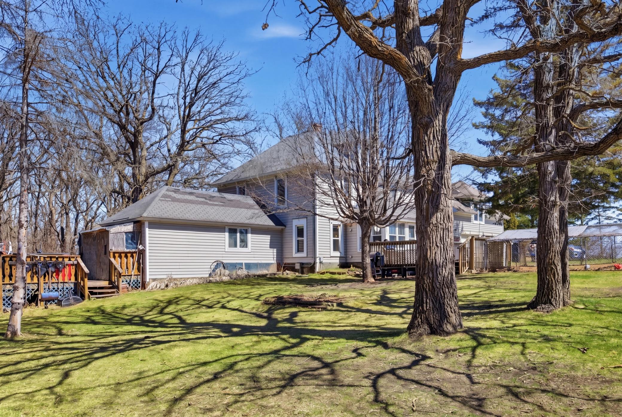 1900 single family home for sale at 25842 Co Hwy 21 in Detroit Lakes, MN — 7 bed, 2 bath (photo 2 of 34)