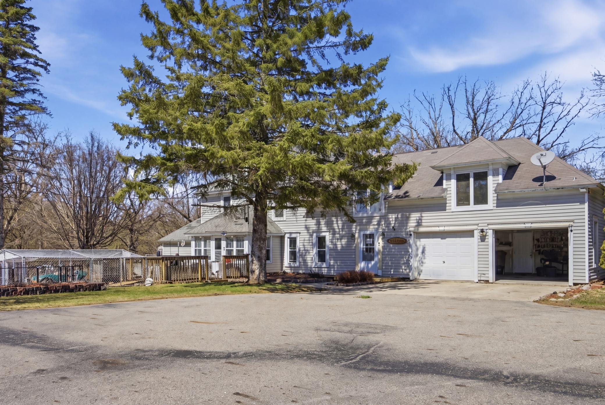 1900 single family home for sale at 25842 Co Hwy 21 in Detroit Lakes, MN — 7 bed, 2 bath (photo 23 of 34)