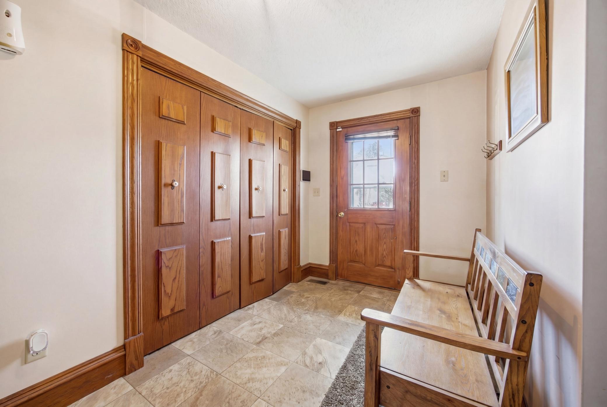 1900 single family home for sale at 25842 Co Hwy 21 in Detroit Lakes, MN — 7 bed, 2 bath (photo 8 of 34)