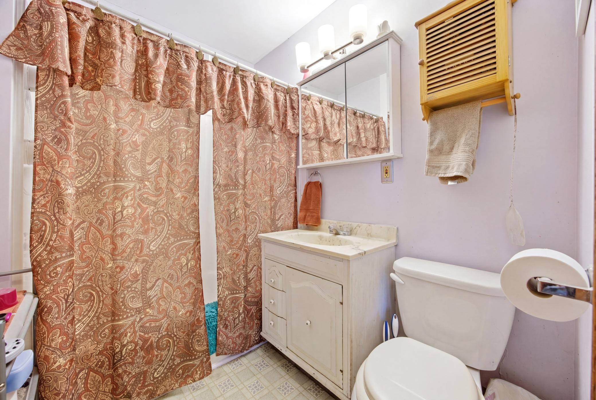 1900 single family home for sale at 25842 Co Hwy 21 in Detroit Lakes, MN — 7 bed, 2 bath (photo 10 of 34)