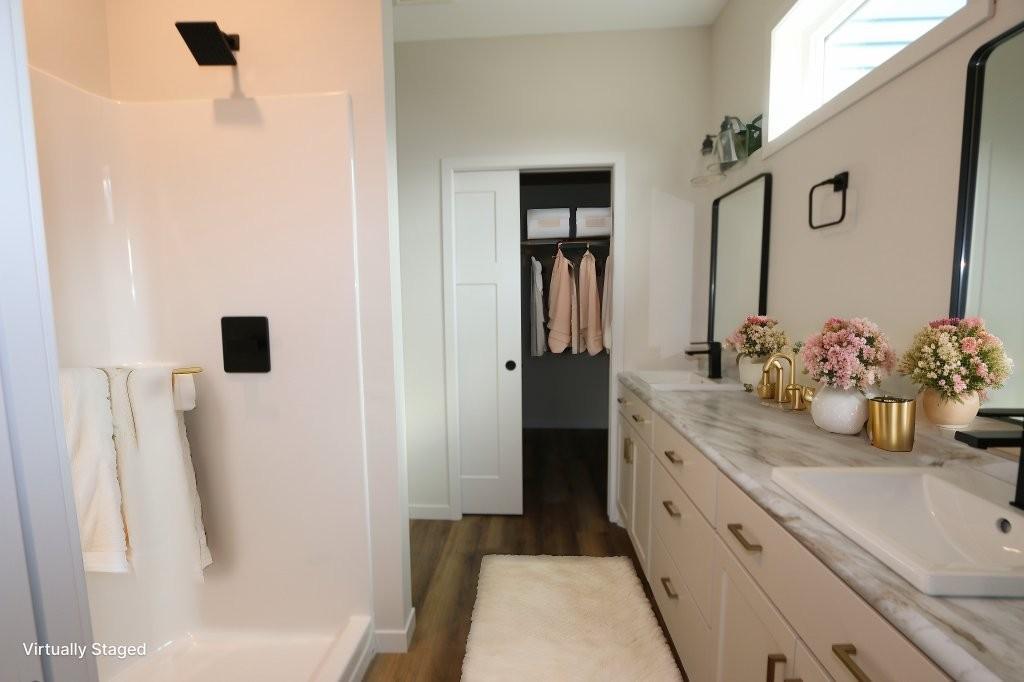 2024 single family home for sale at 1005 8th Avenue NE in Perham, MN — 3 bed, 2 bath (photo 8 of 16)
