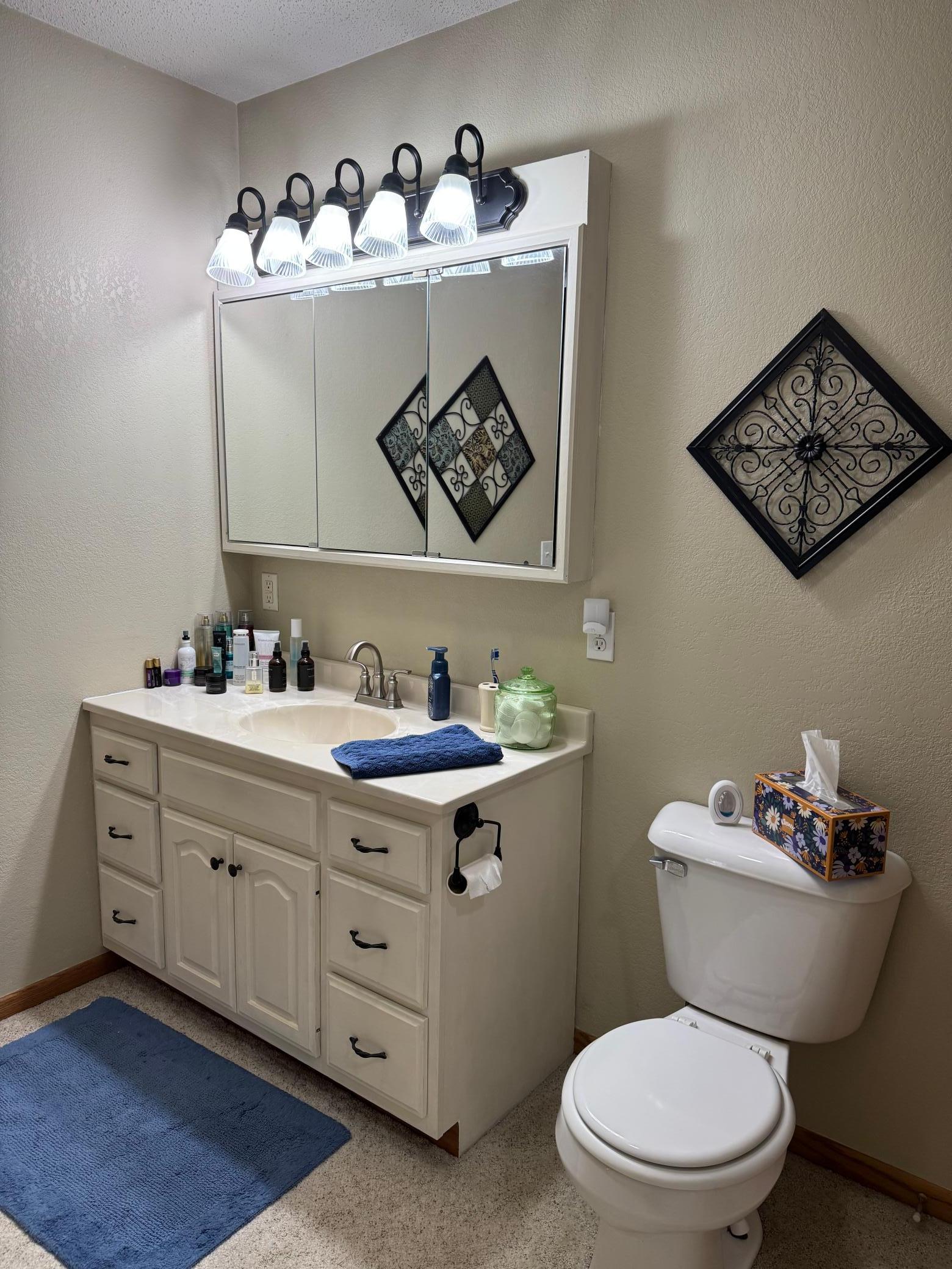 2000 single family home for sale at 402 Main Avenue in Colgate, ND — 2 bed, 2 bath (photo 21 of 30)