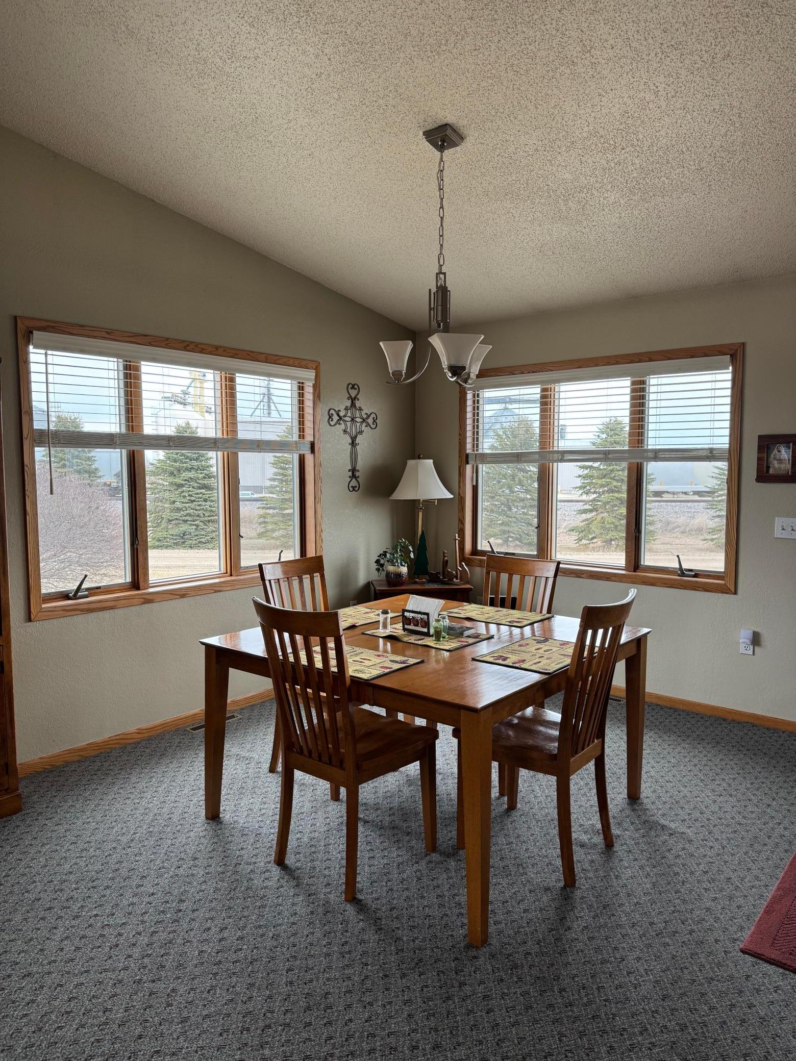 2000 single family home for sale at 402 Main Avenue in Colgate, ND — 2 bed, 2 bath (photo 9 of 30)