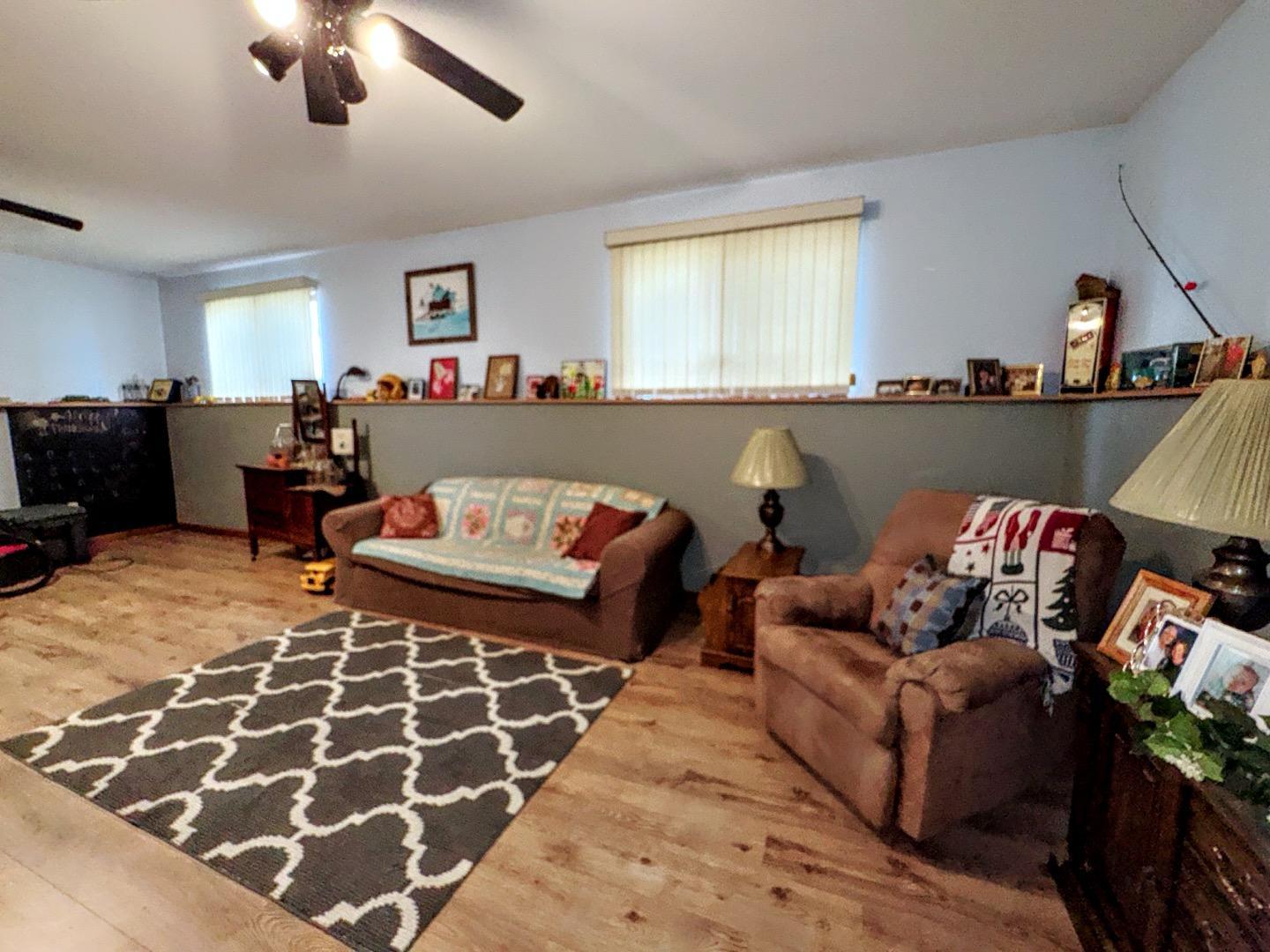 1992 single family home for sale at 325 S Ash Street in Crookston, MN — 4 bed, 2 bath (photo 20 of 34)