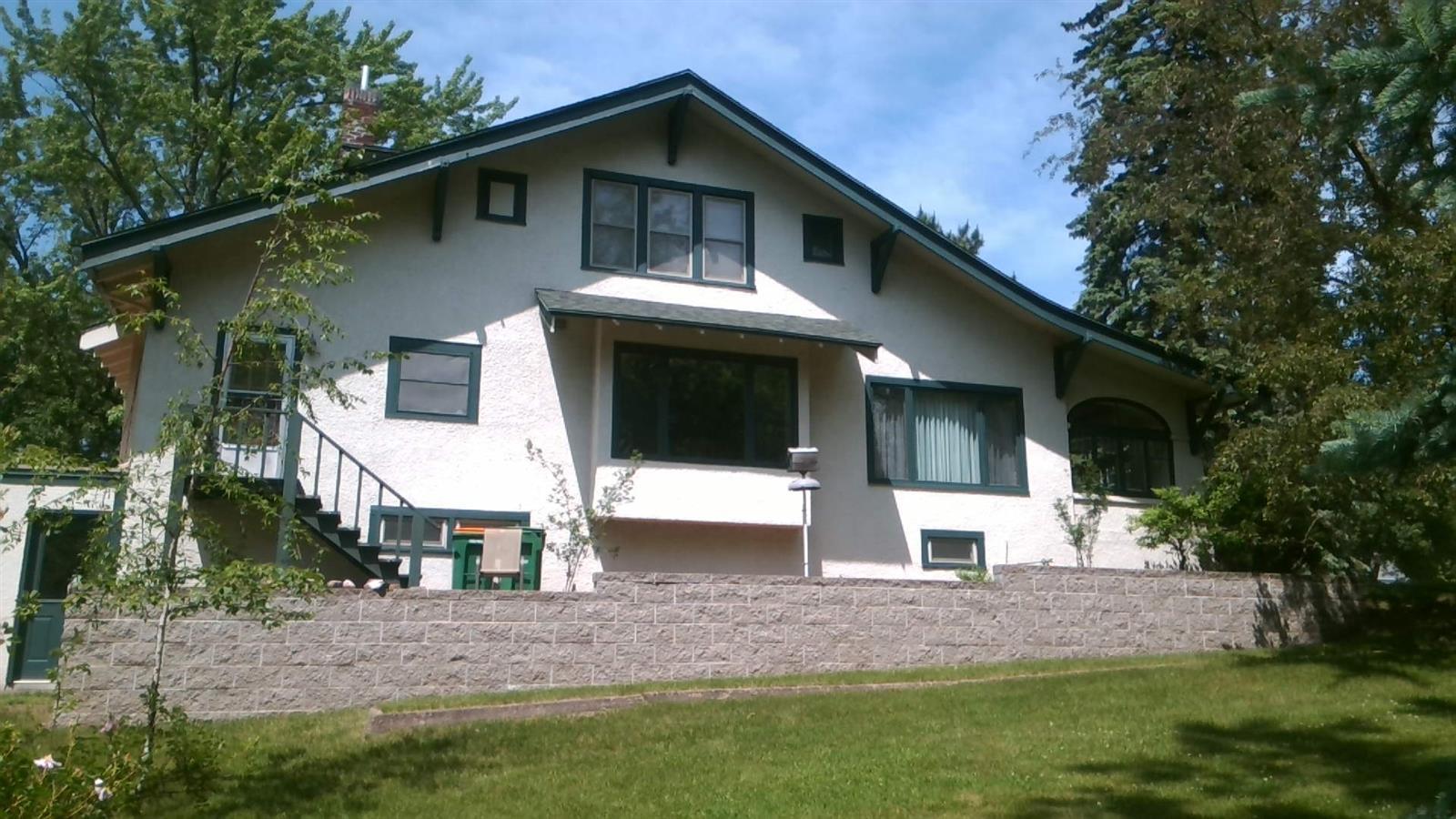 1916 single family home for sale at 721 N 3rd Street in Brainerd, MN — 5 bed, 2 bath (photo 3 of 4)