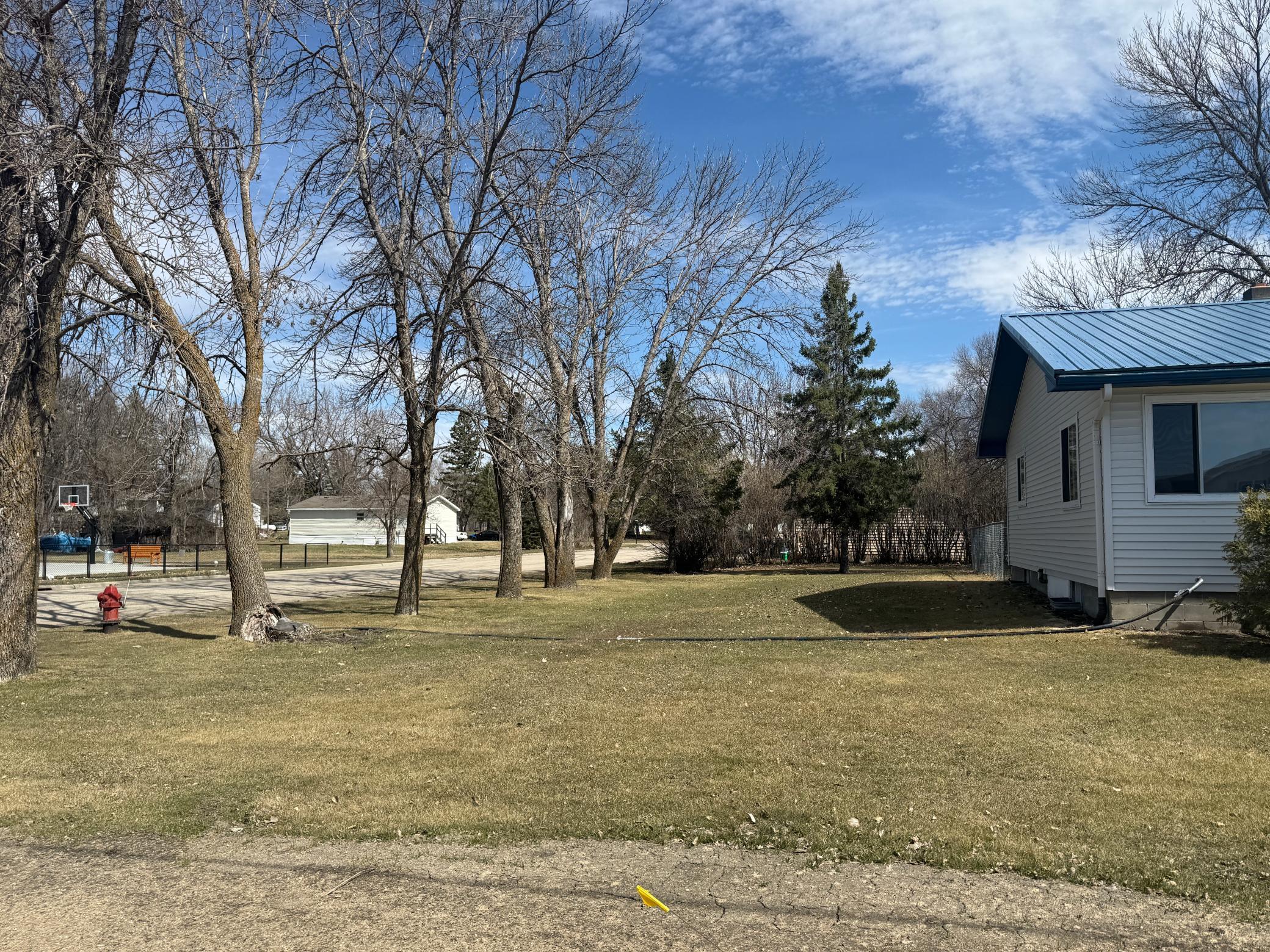318 5th Street NW, Mahnomen MN 56557 - Photo 23 of 28
