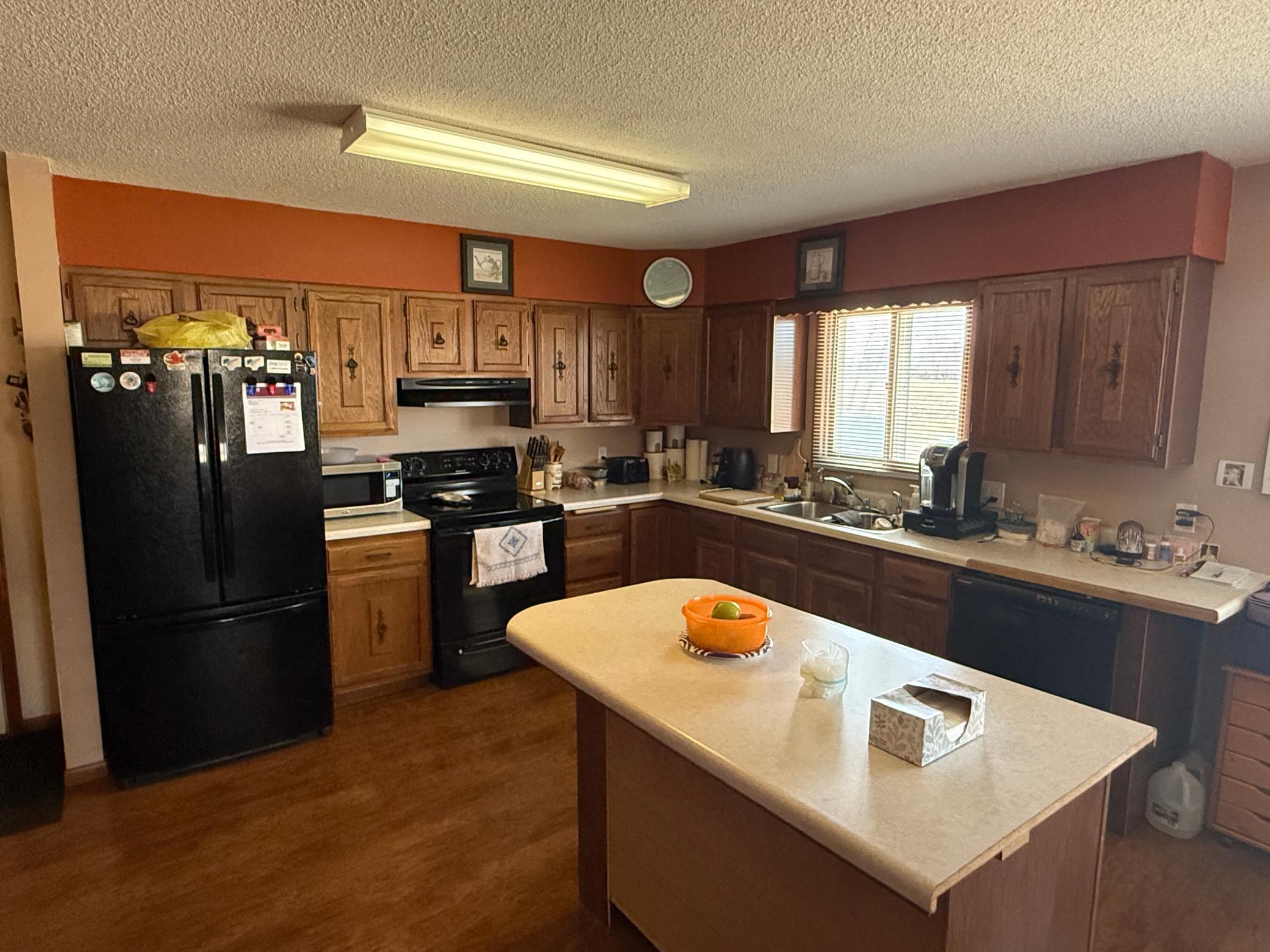 318 5th Street NW, Mahnomen MN 56557 - Photo 4 of 28