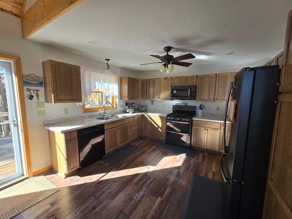 2018 single family home for sale at 18506 Empire Loop in Nevis, MN — 4 bed, 2 bath (photo 11 of 34)