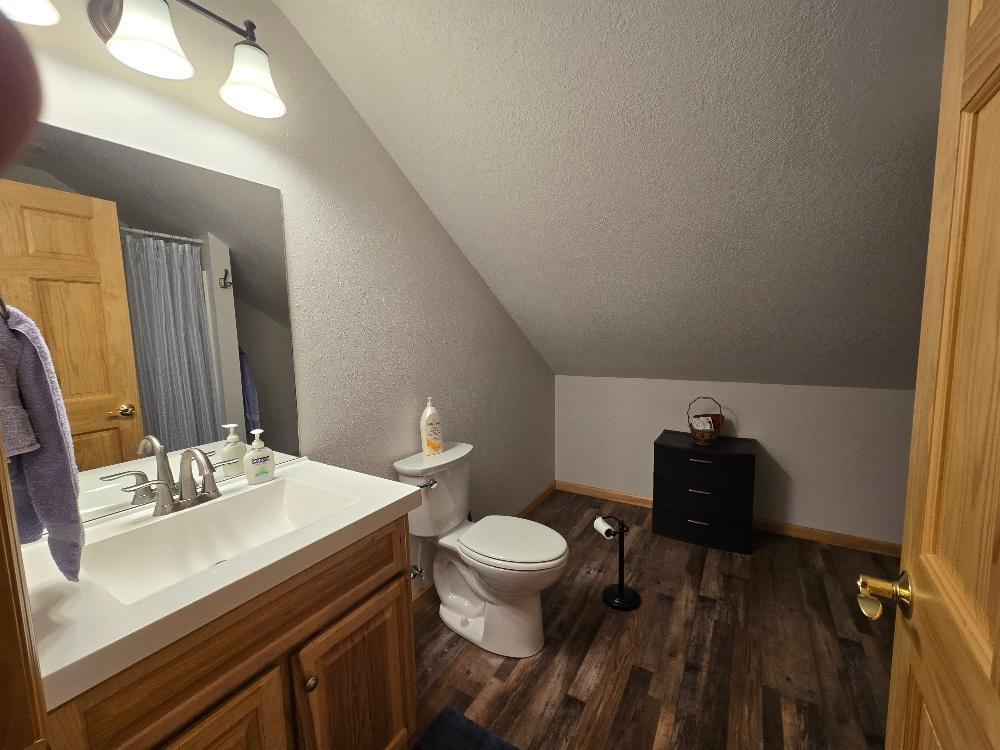 2018 single family home for sale at 18506 Empire Loop in Nevis, MN — 4 bed, 2 bath (photo 18 of 34)