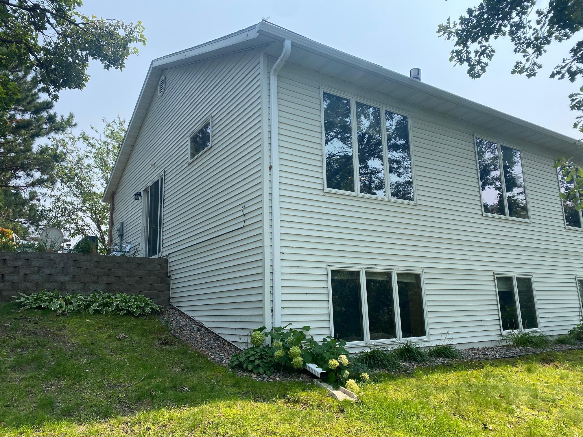 2002 townhouse for sale at 317 Rako Street SW in Bemidji, MN — 3 bed, 3 bath (photo 3 of 34)