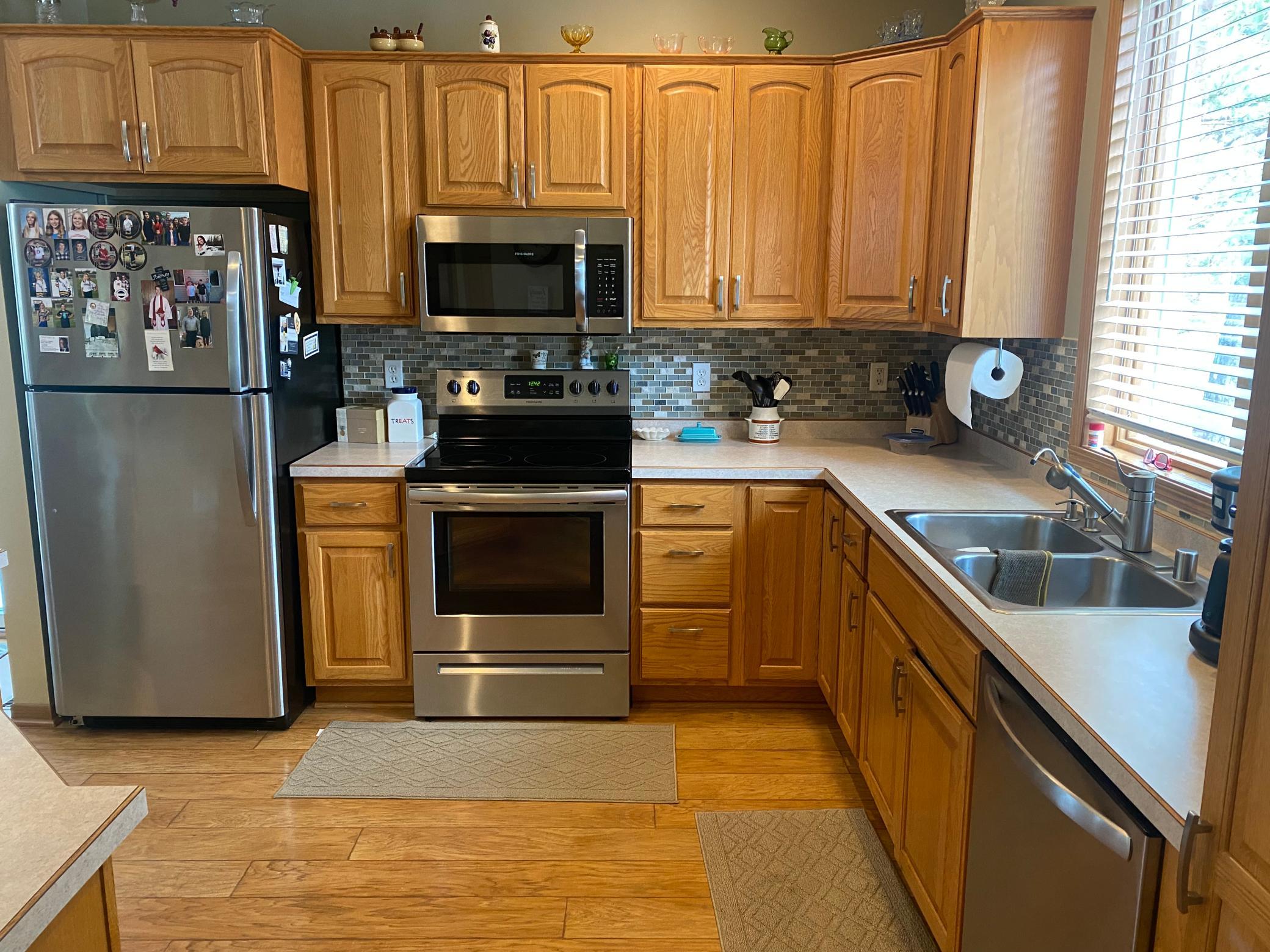 2002 townhouse for sale at 317 Rako Street SW in Bemidji, MN — 3 bed, 3 bath (photo 5 of 34)