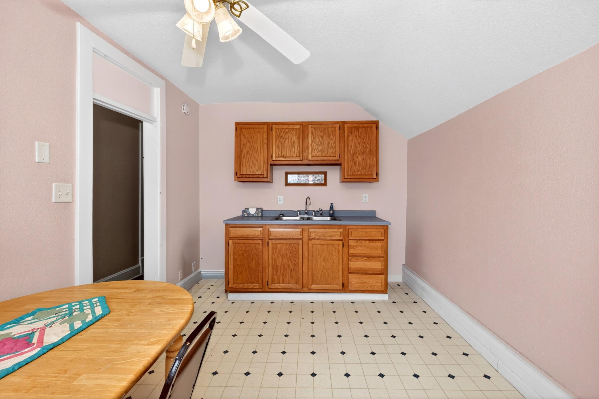 202 3rd Avenue SE, Barnesville MN 56514 - Photo 17 of 65
