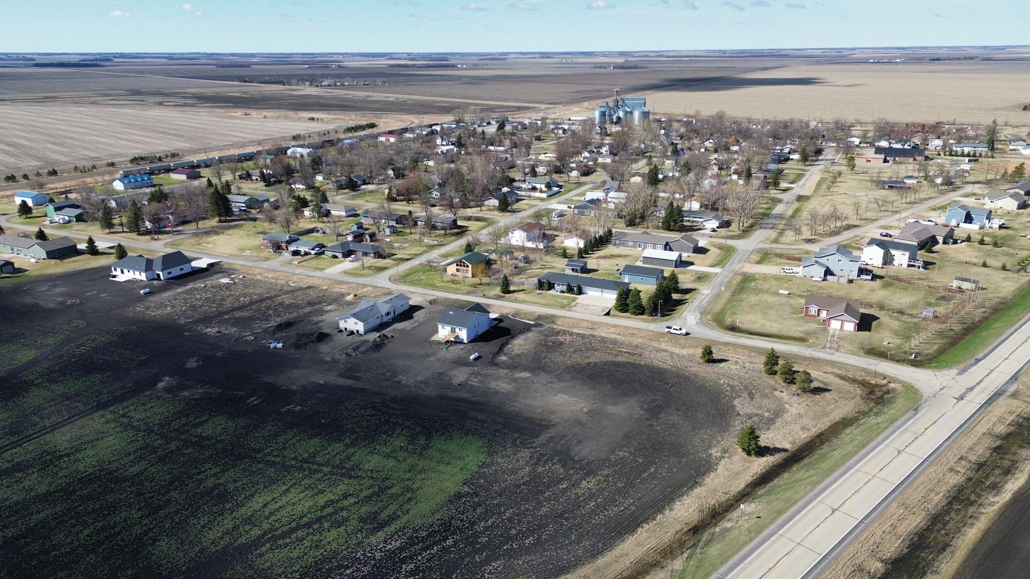 390 5th Street, Davenport ND 58021 - Photo 7 of 8