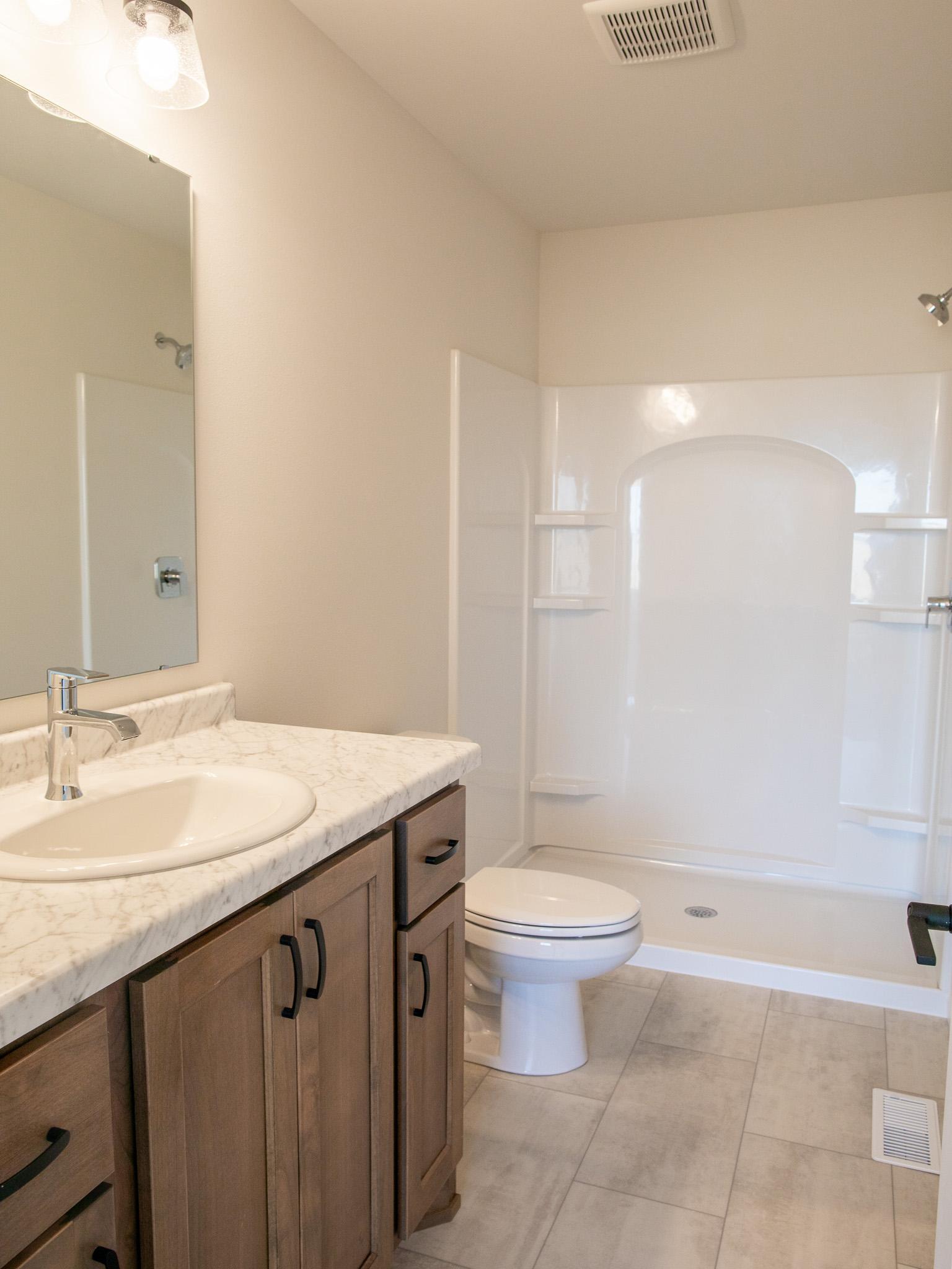 2025 single family home for sale at 10109 Concord Drive in Horace, ND — 4 bed, 3 bath (photo 16 of 26)