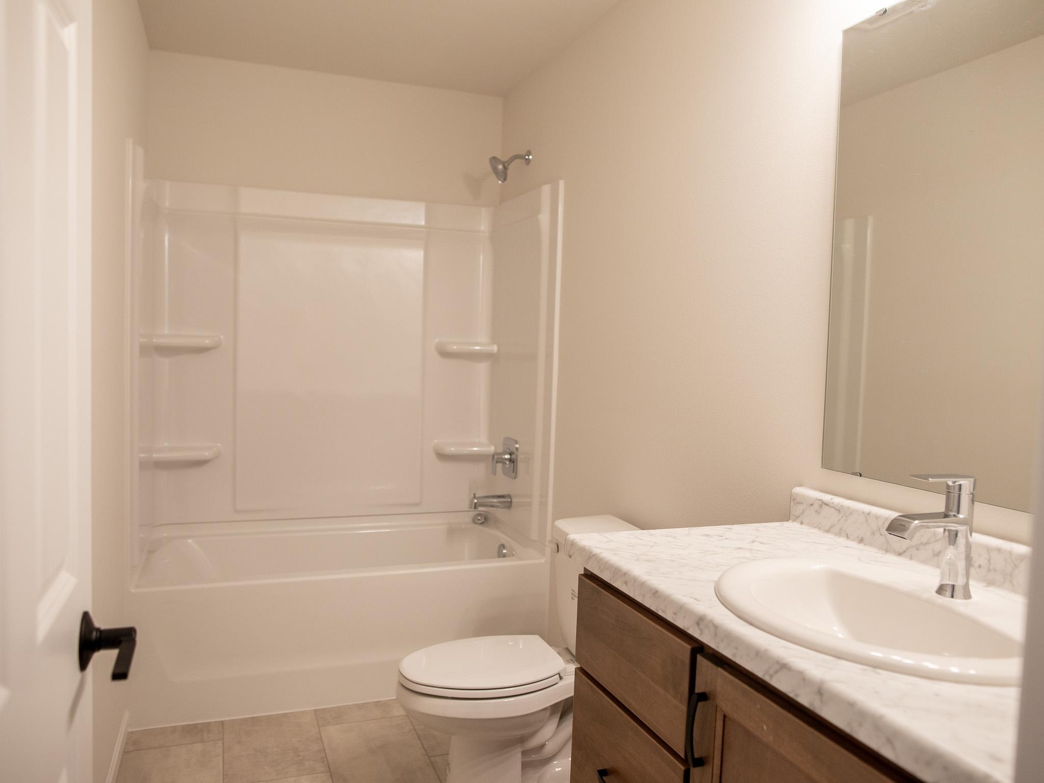 2025 single family home for sale at 10109 Concord Drive in Horace, ND — 4 bed, 3 bath (photo 24 of 26)