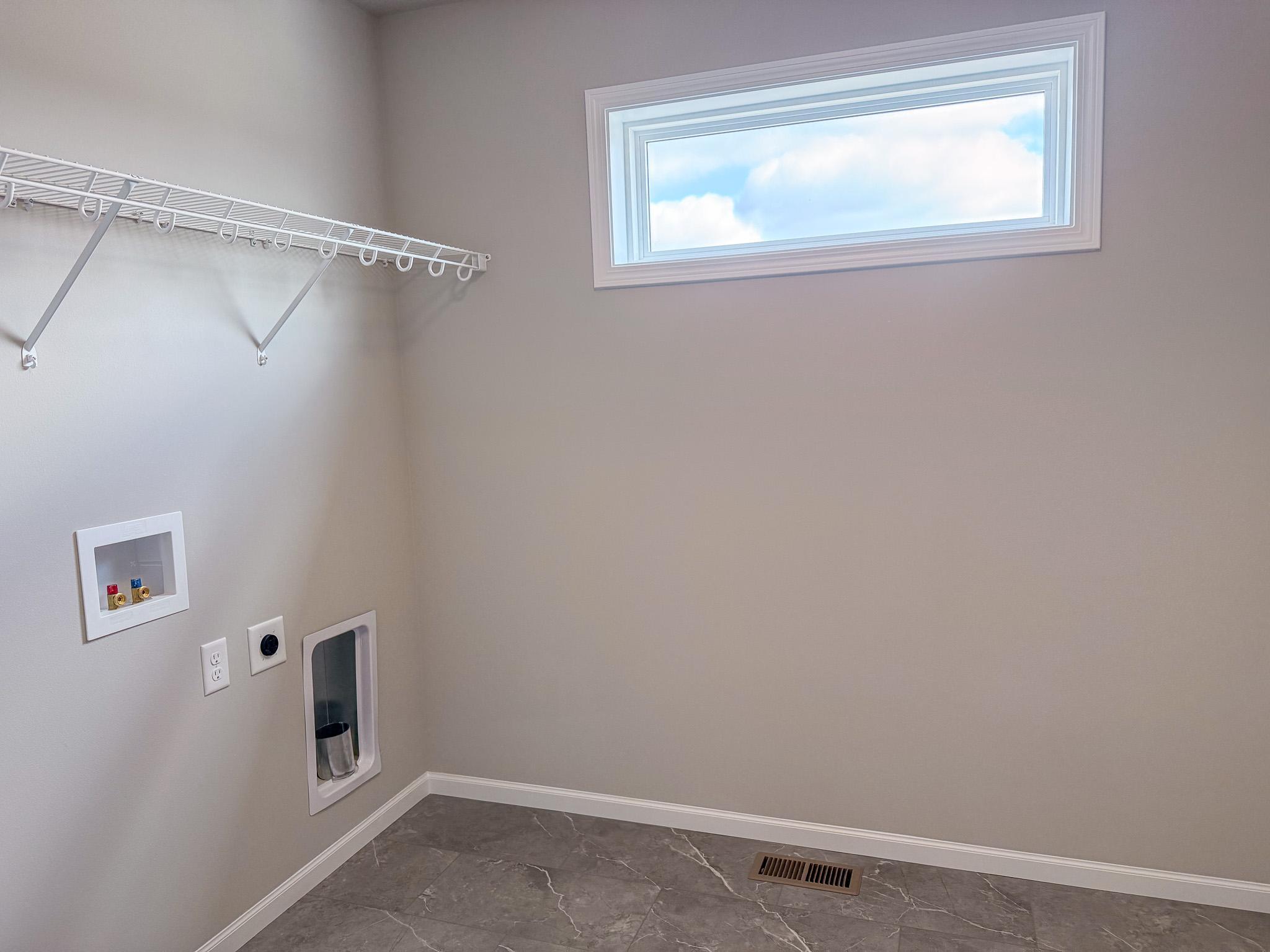 2025 single family home for sale at 7889 Cottonwood Boulevard in Horace, ND — 3 bed, 3 bath (photo 11 of 22)