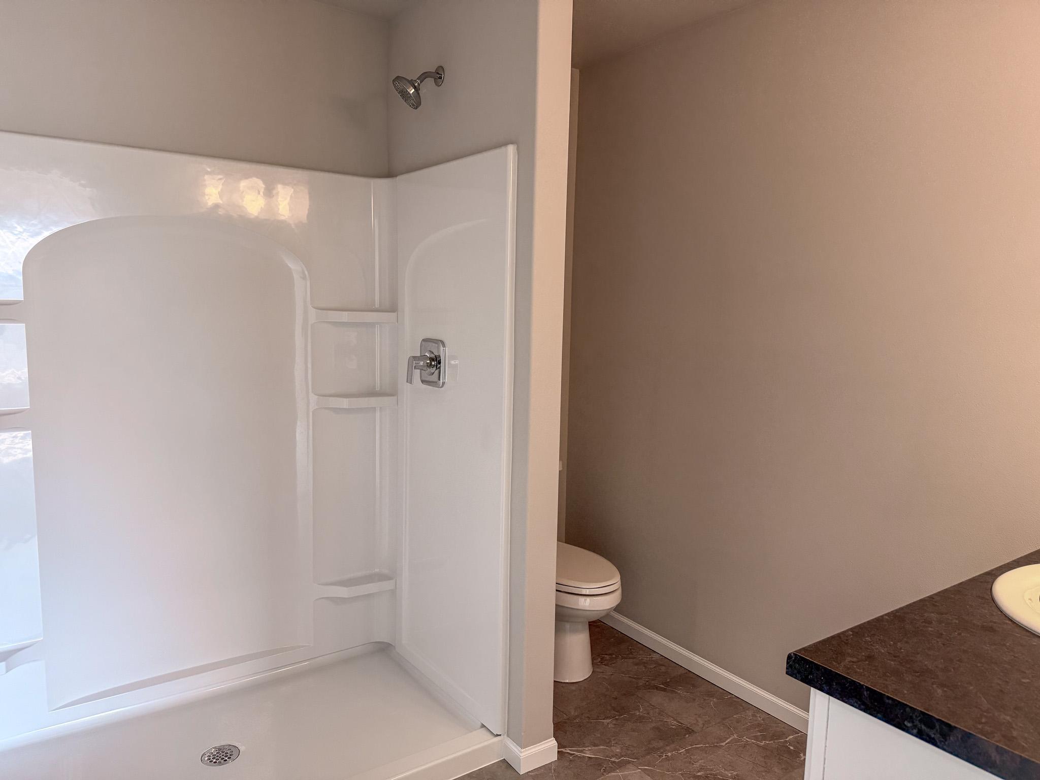 2025 single family home for sale at 7889 Cottonwood Boulevard in Horace, ND — 3 bed, 3 bath (photo 16 of 22)