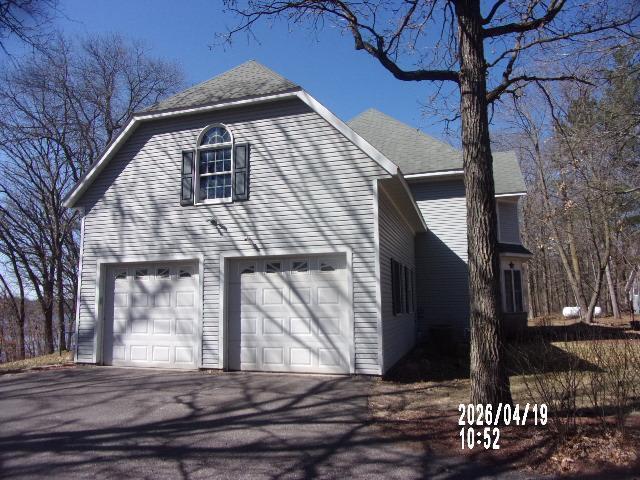 1991 single family home for sale at 39050 Twin Lakes RD in Menahga, MN — 4 bed, 4 bath (photo 3 of 24)