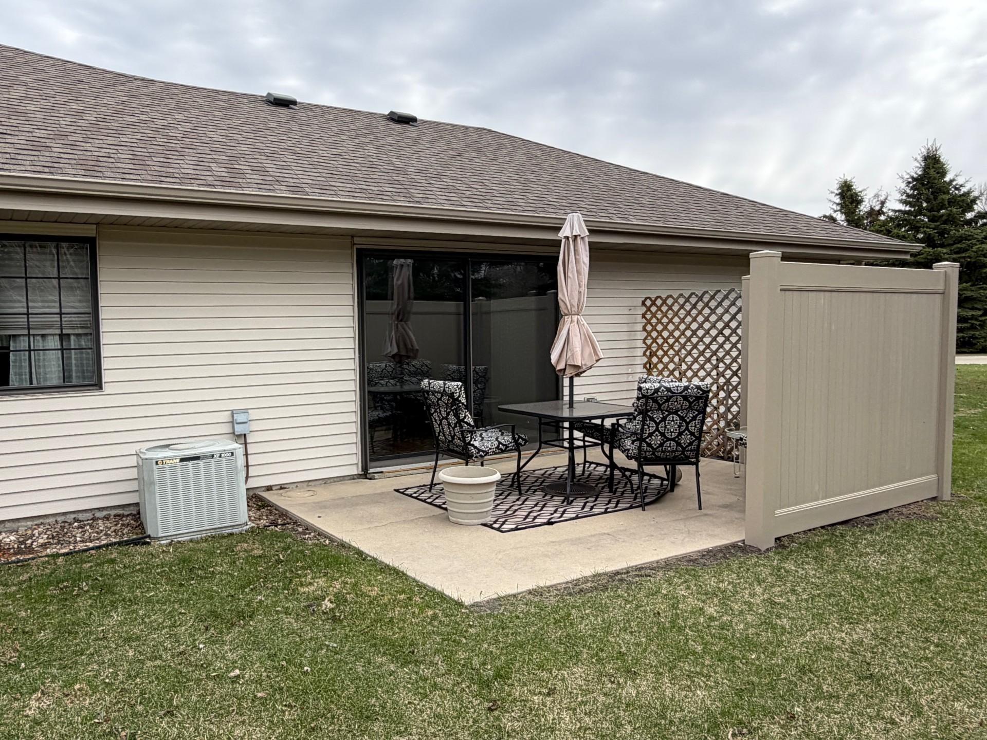 2940 12th Avenue S, Moorhead MN 56560 - Photo 4 of 12