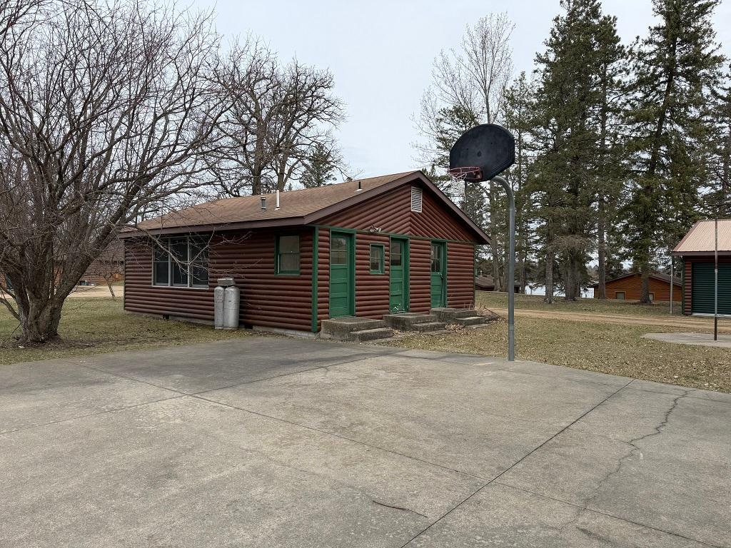 1972 single family home for sale at 56202 White Pine Circle in Park Rapids, MN — 1 bed, 1 bath (photo 27 of 30)