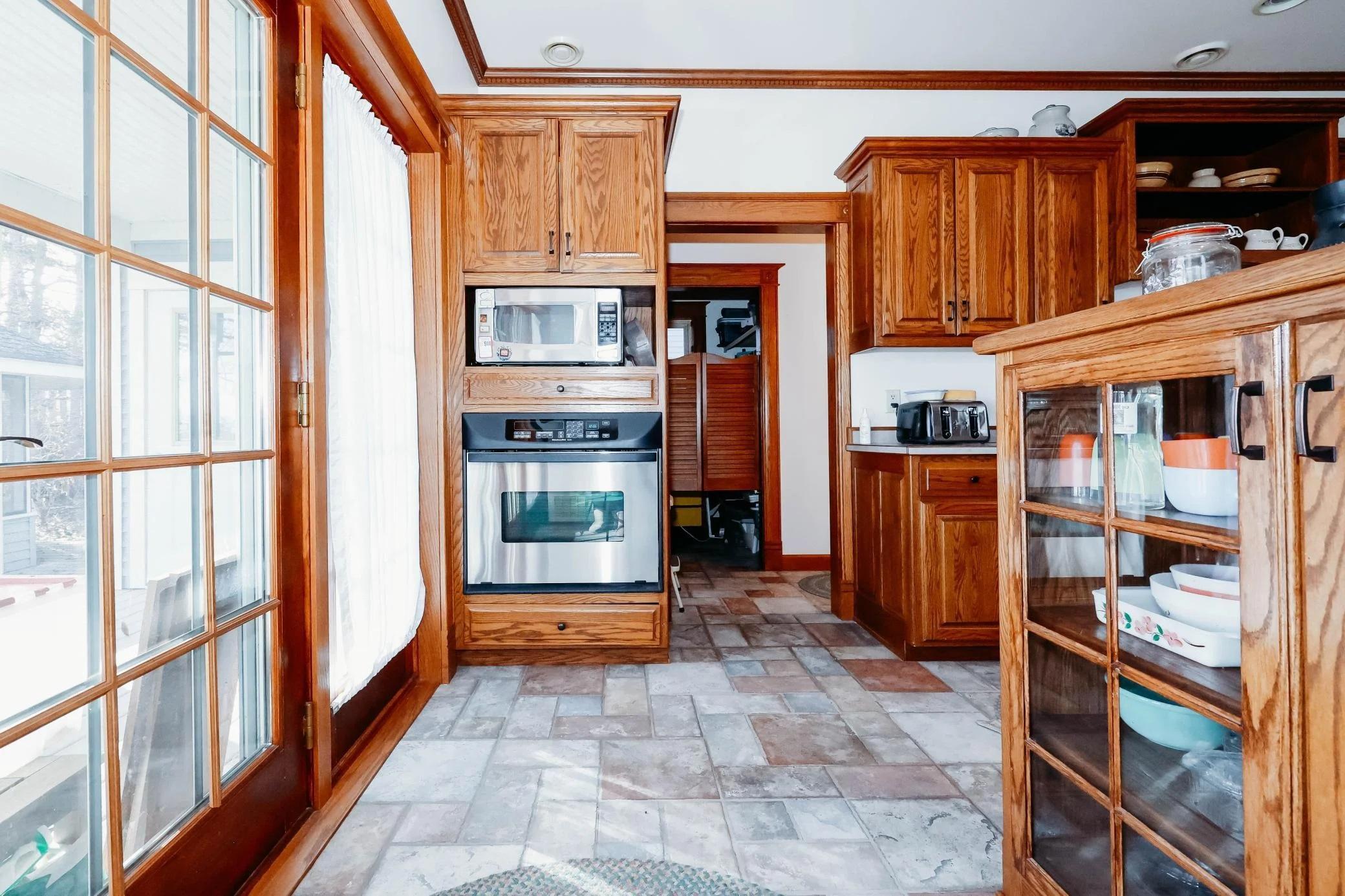 1910 single family home for sale at 201 W Main Street W in Vergas, MN — 4 bed, 4 bath (photo 16 of 42)