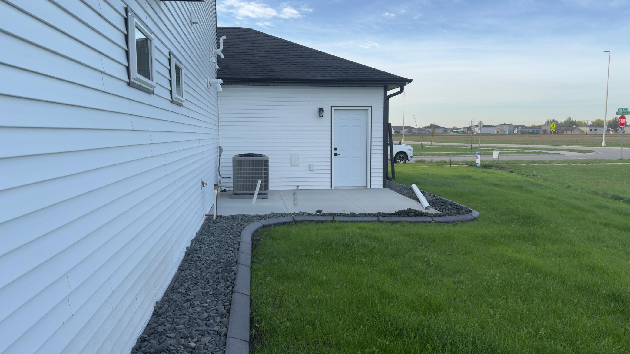 2025 single family home for sale at 6297 86th Avenue S in Horace, ND — 3 bed, 3 bath (photo 19 of 20)