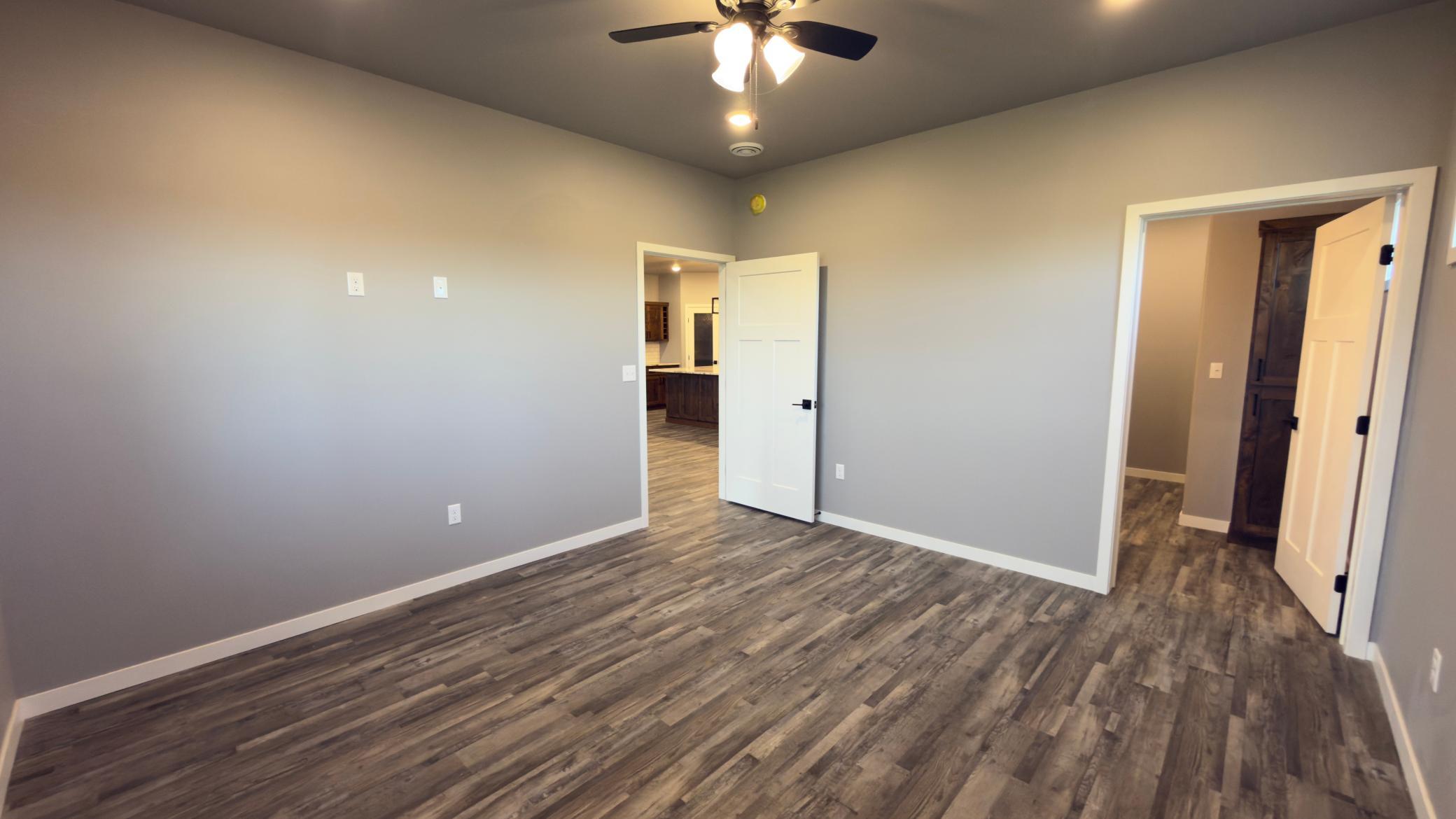 2025 single family home for sale at 6297 86th Avenue S in Horace, ND — 3 bed, 3 bath (photo 10 of 20)