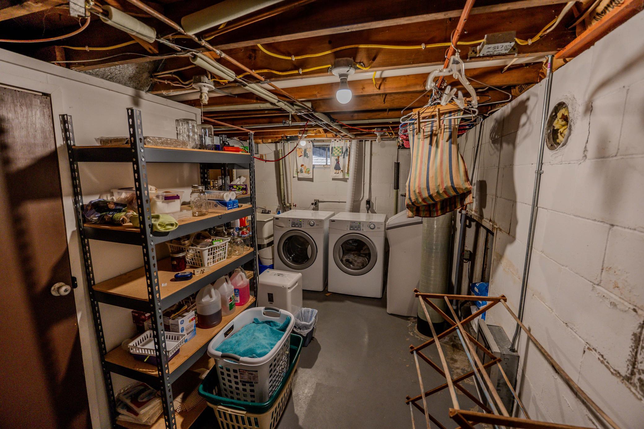 1967 single family home for sale at 31879 US 71 in Park Rapids, MN — 2 bed, 1 bath (photo 17 of 32)
