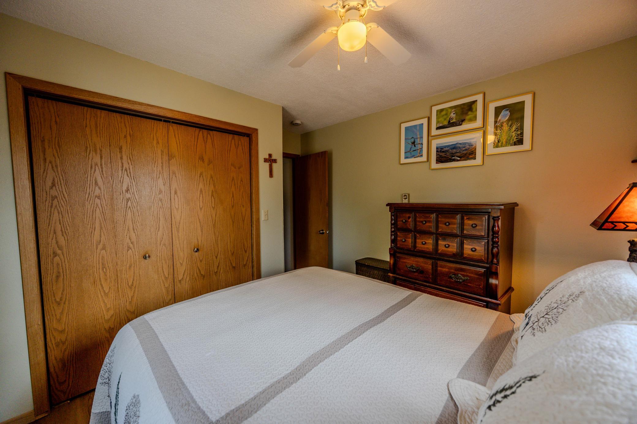 1967 single family home for sale at 31879 US 71 in Park Rapids, MN — 2 bed, 1 bath (photo 10 of 32)