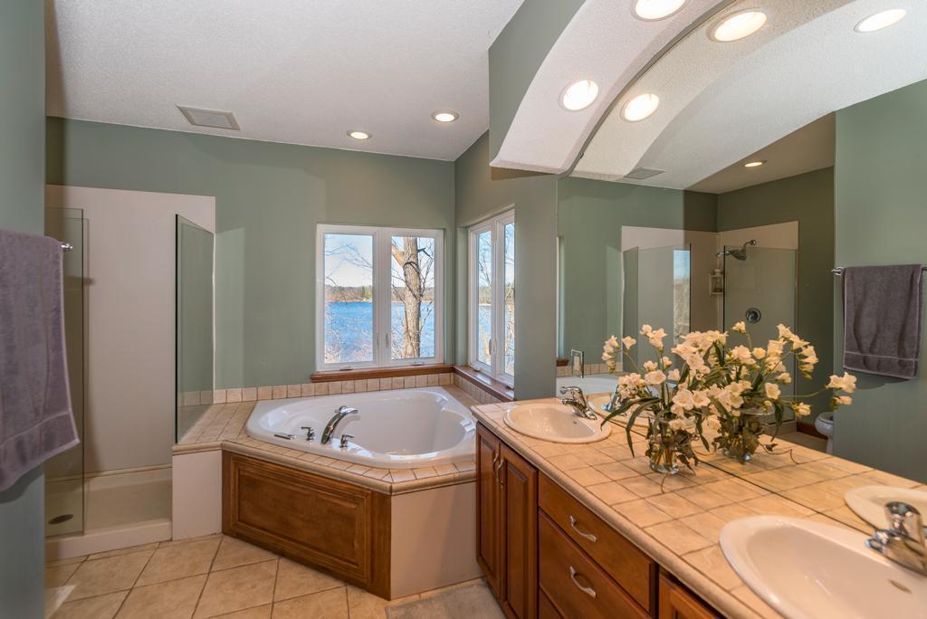 2007 single family home for sale at 27473 Vision Drive in Aitkin, MN — 4 bed, 4 bath (photo 26 of 50)