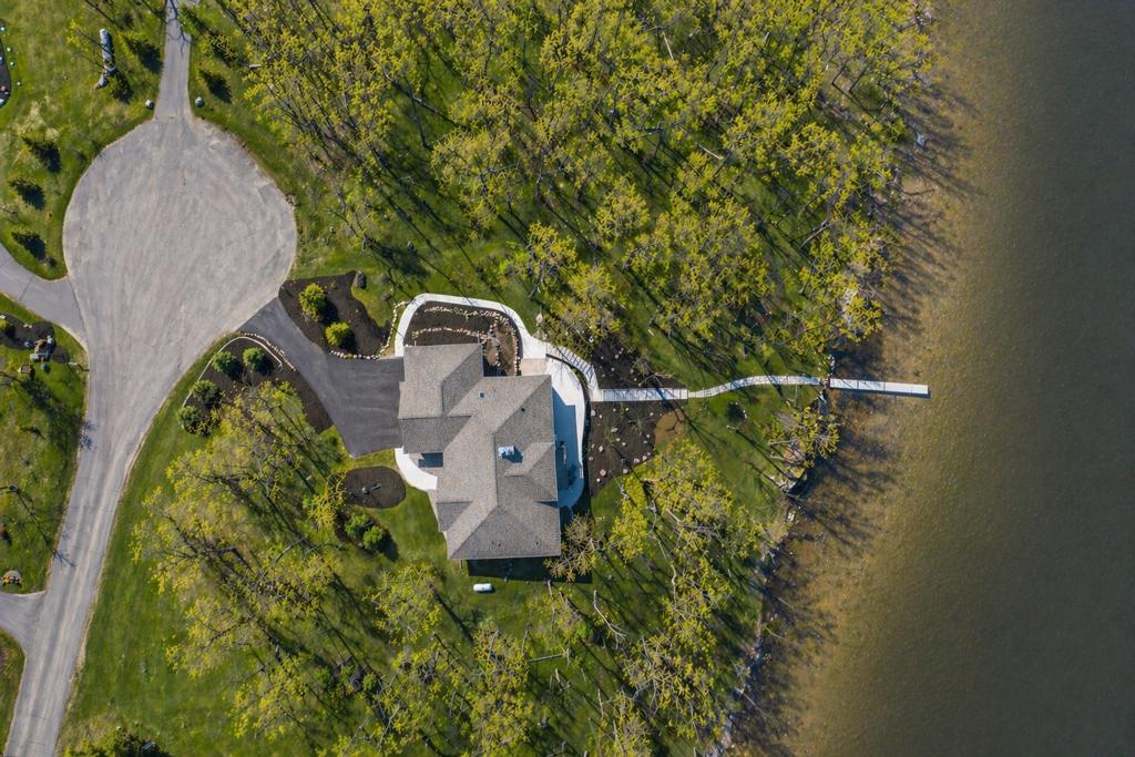 2007 single family home for sale at 27473 Vision Drive in Aitkin, MN — 4 bed, 4 bath (photo 46 of 50)