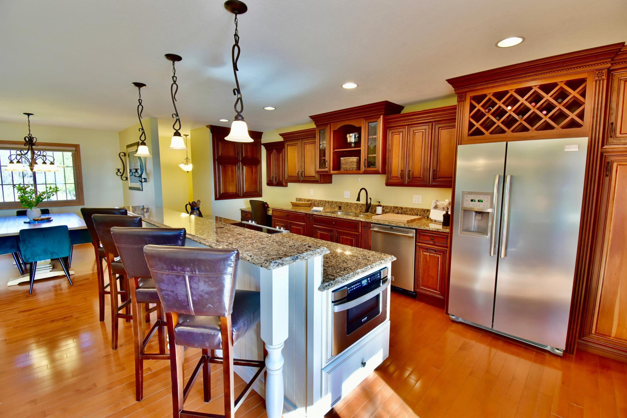 1994 single family home for sale at 5123 Green Meadow Road SE in Alexandria, MN — 5 bed, 2 bath (photo 18 of 49)
