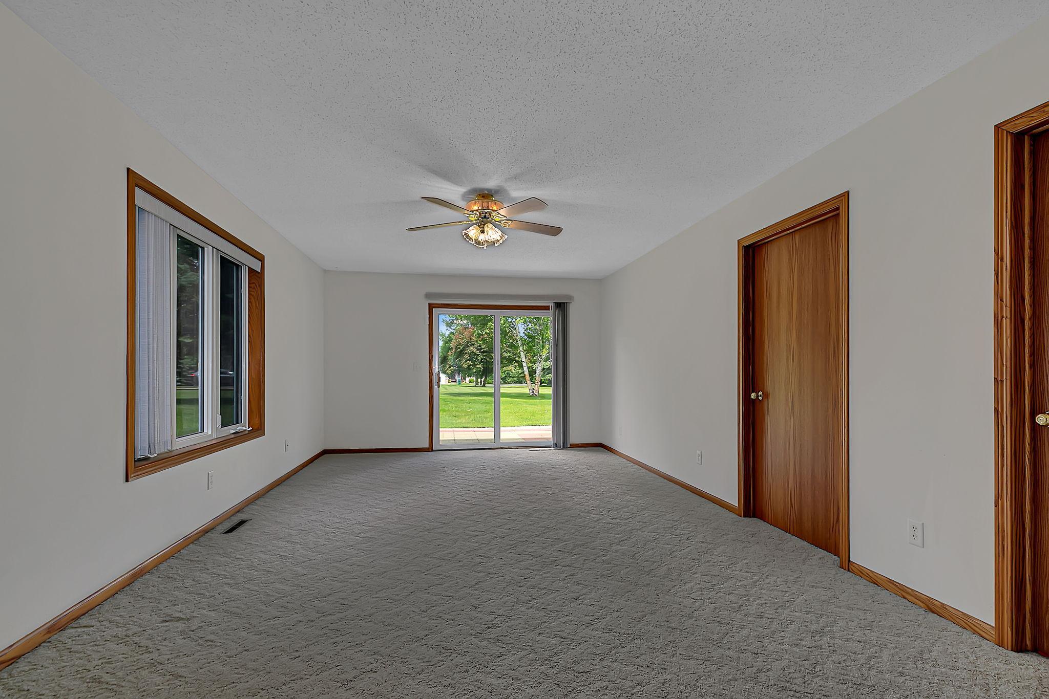 2001 townhouse for sale at 483 Voyager Drive in Alexandria, MN — 2 bed, 2 bath (photo 15 of 25)
