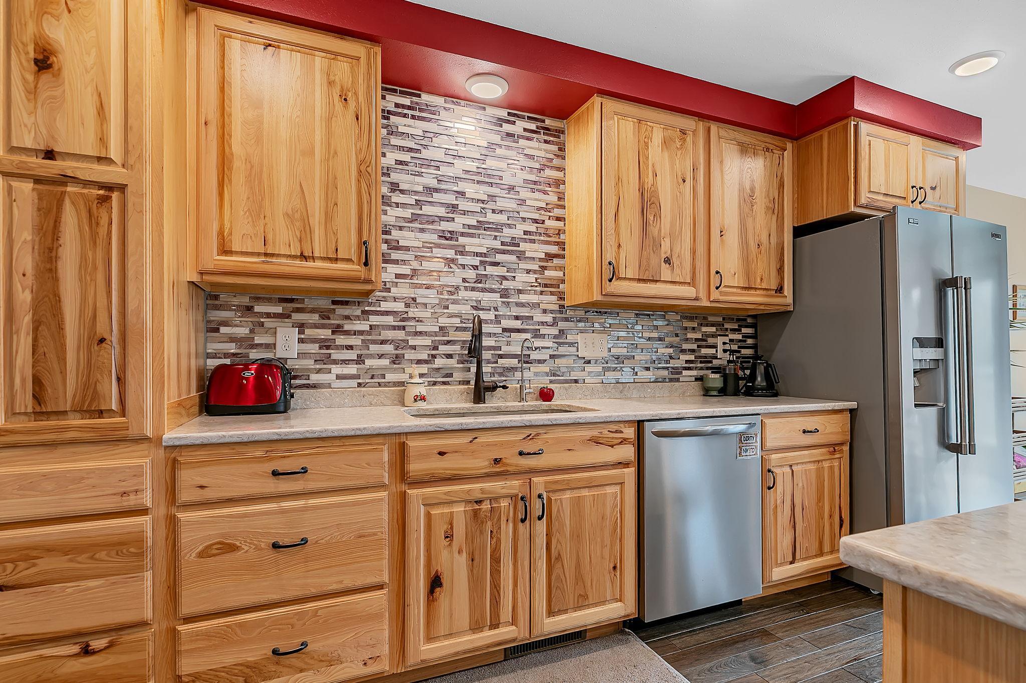 2019 single family home for sale at 1315 Karnis Drive NW in Alexandria, MN — 9 bed, 6 bath (photo 14 of 79)