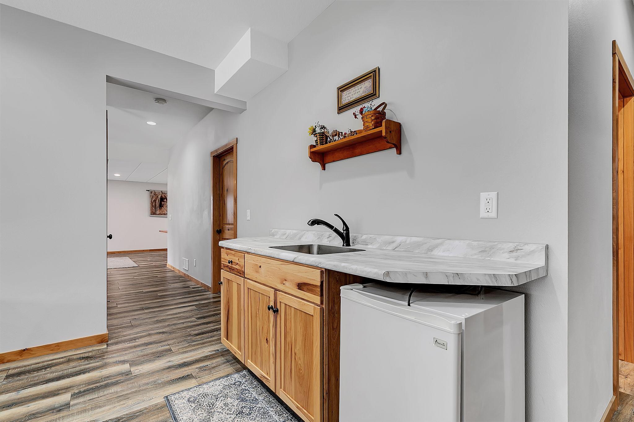2019 single family home for sale at 1315 Karnis Drive NW in Alexandria, MN — 9 bed, 6 bath (photo 42 of 79)