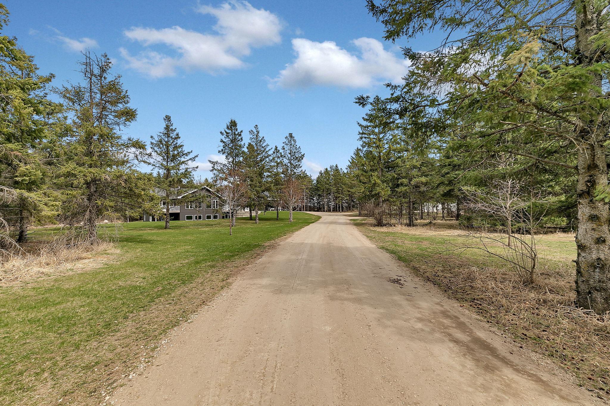 2019 single family home for sale at 1315 Karnis Drive NW in Alexandria, MN — 9 bed, 6 bath (photo 52 of 79)