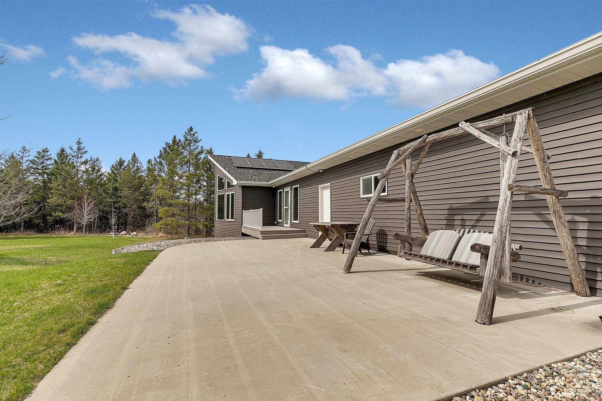 2019 single family home for sale at 1315 Karnis Drive NW in Alexandria, MN — 9 bed, 6 bath (photo 7 of 79)