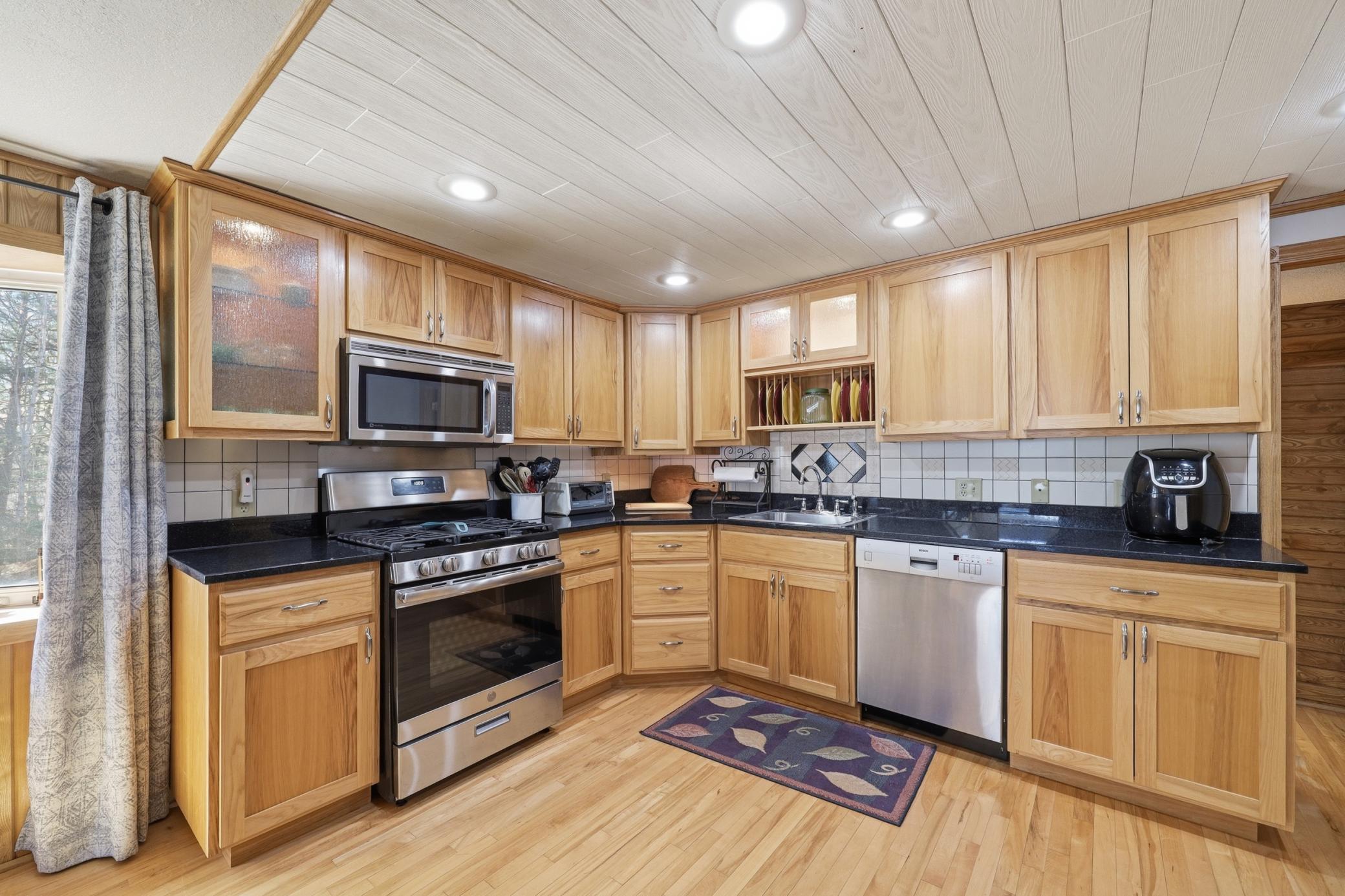 1997 single family home for sale at 36710 141st Avenue in Menahga, MN — 3 bed, 3 bath (photo 15 of 49)