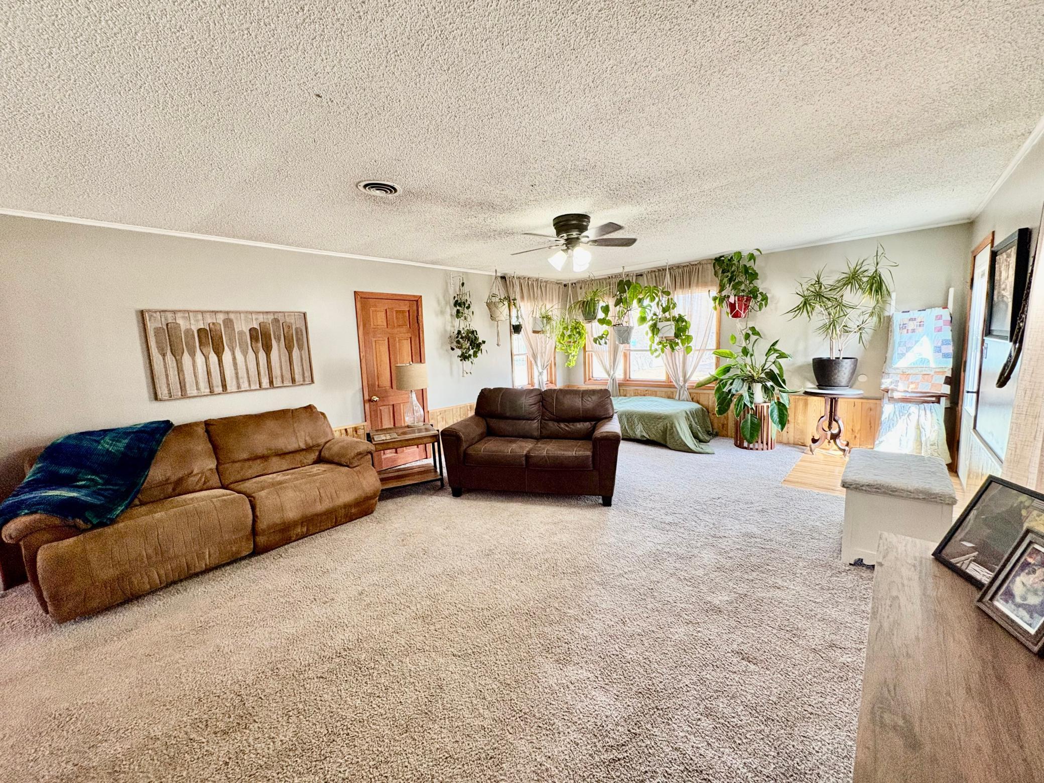 1945 single family home for sale at 121 5th Avenue NW in Baudette, MN — 3 bed, 2 bath (photo 12 of 22)