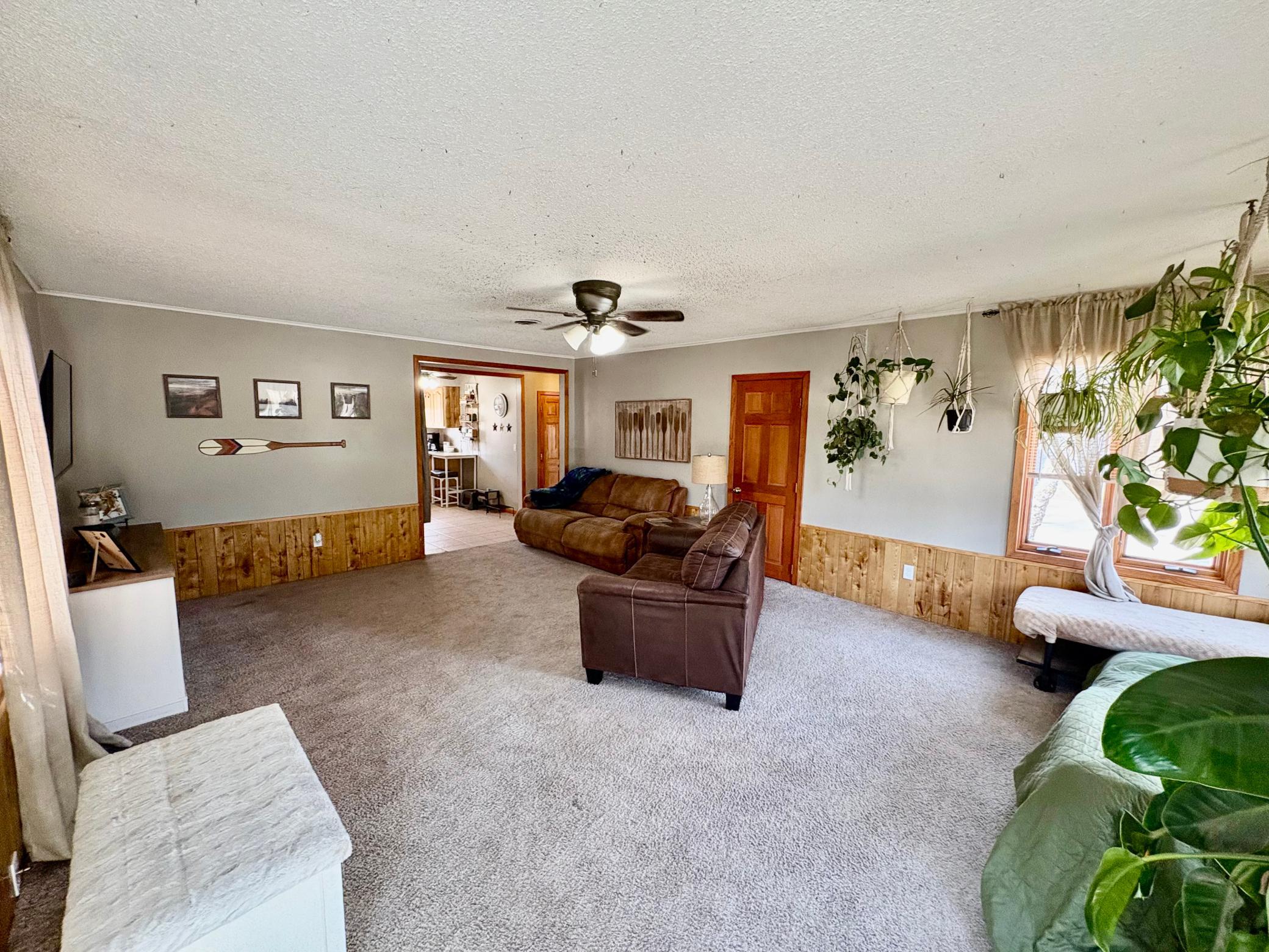 1945 single family home for sale at 121 5th Avenue NW in Baudette, MN — 3 bed, 2 bath (photo 14 of 22)