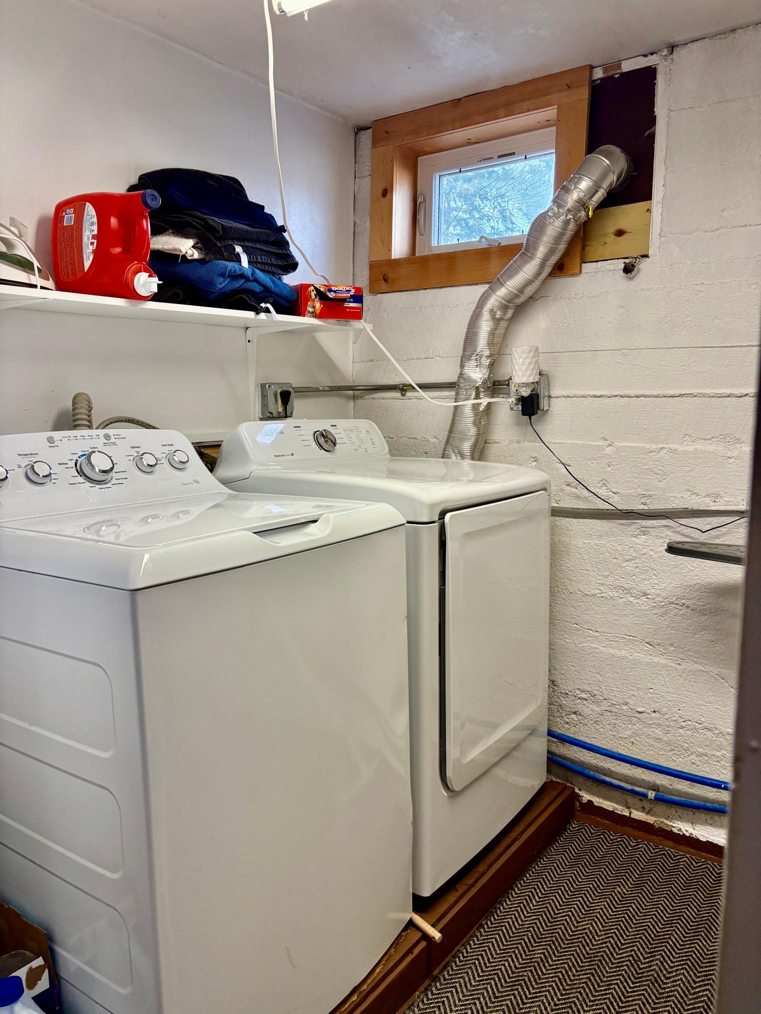 1945 single family home for sale at 121 5th Avenue NW in Baudette, MN — 3 bed, 2 bath (photo 17 of 22)