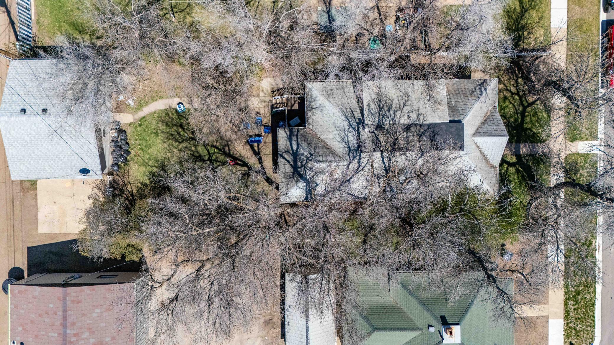 11 6th Avenue W, Dickinson ND 58601 - Photo 11 of 48