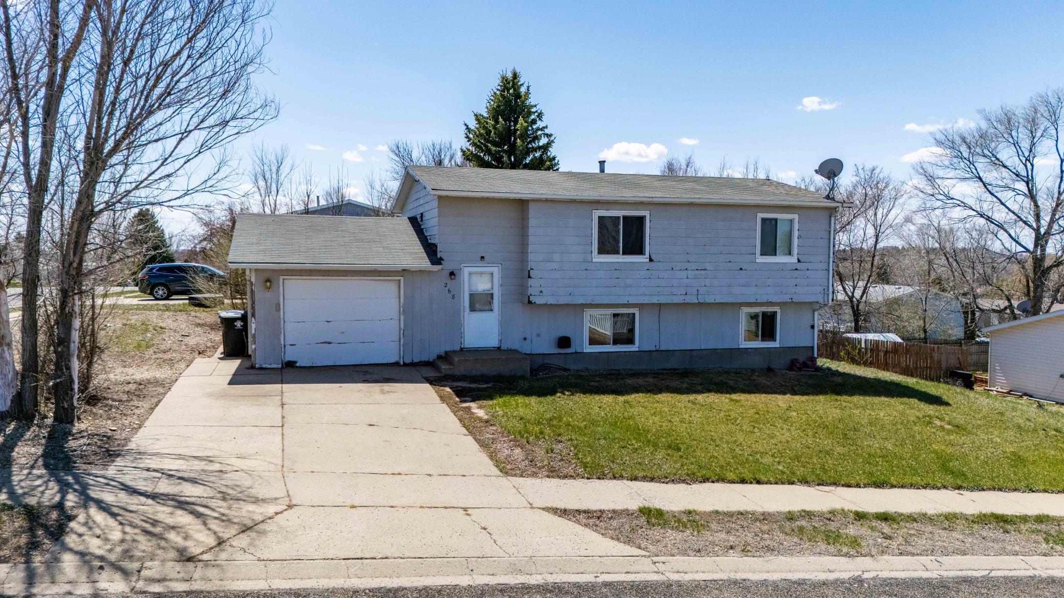 11 6th Avenue W, Dickinson ND 58601 - Photo 24 of 48