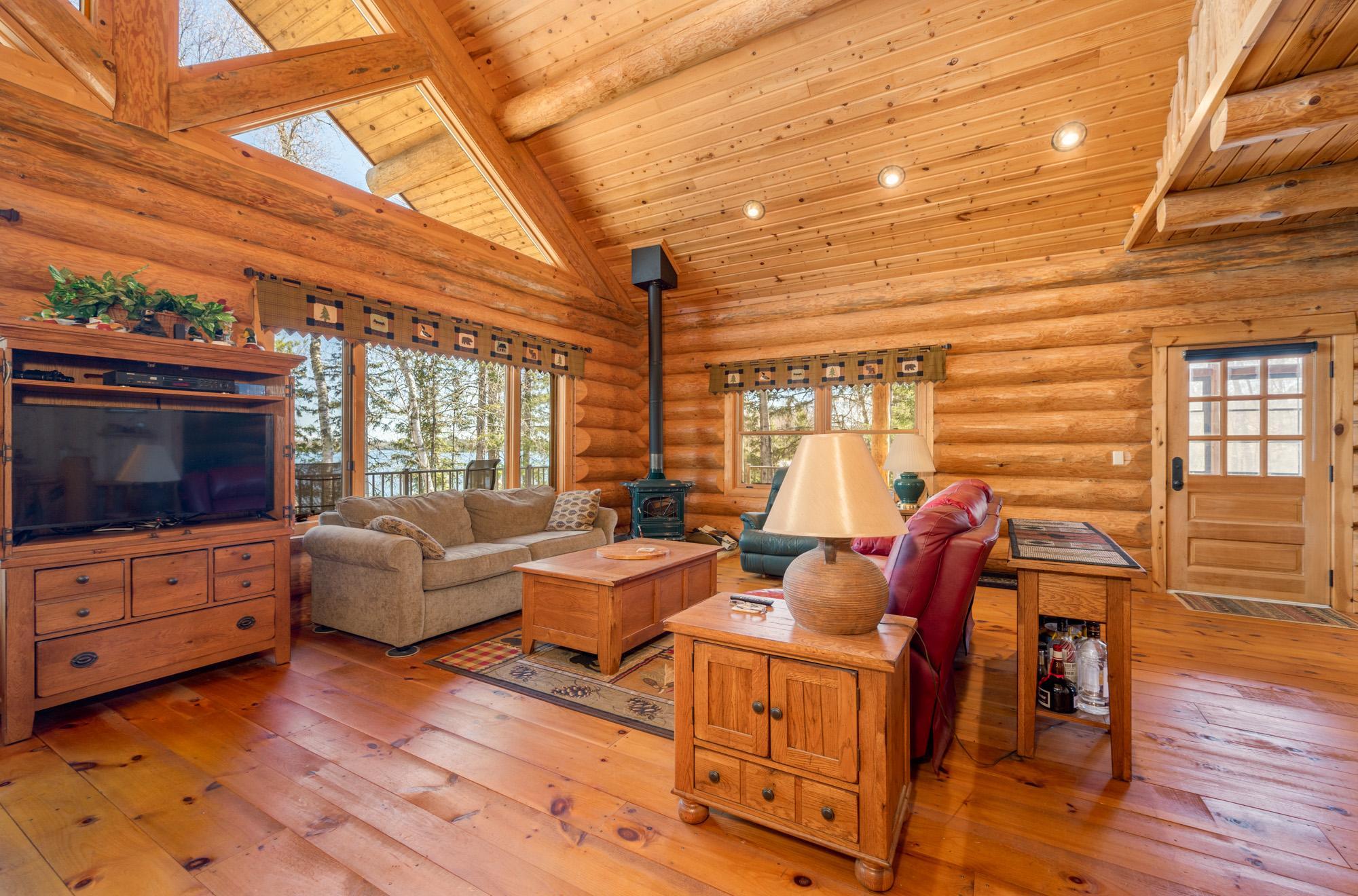 1999 single family home for sale at 51748 Pine Point Lane in Bigfork, MN — 4 bed, 5 bath (photo 11 of 80)