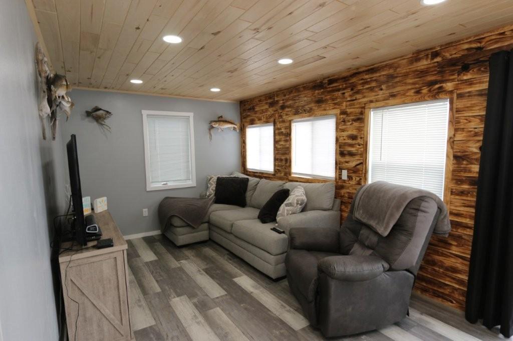 1960 single family home for sale at 45674 County Highway 31 in Pelican Rapids, MN — 2 bed, 1 bath (photo 9 of 18)