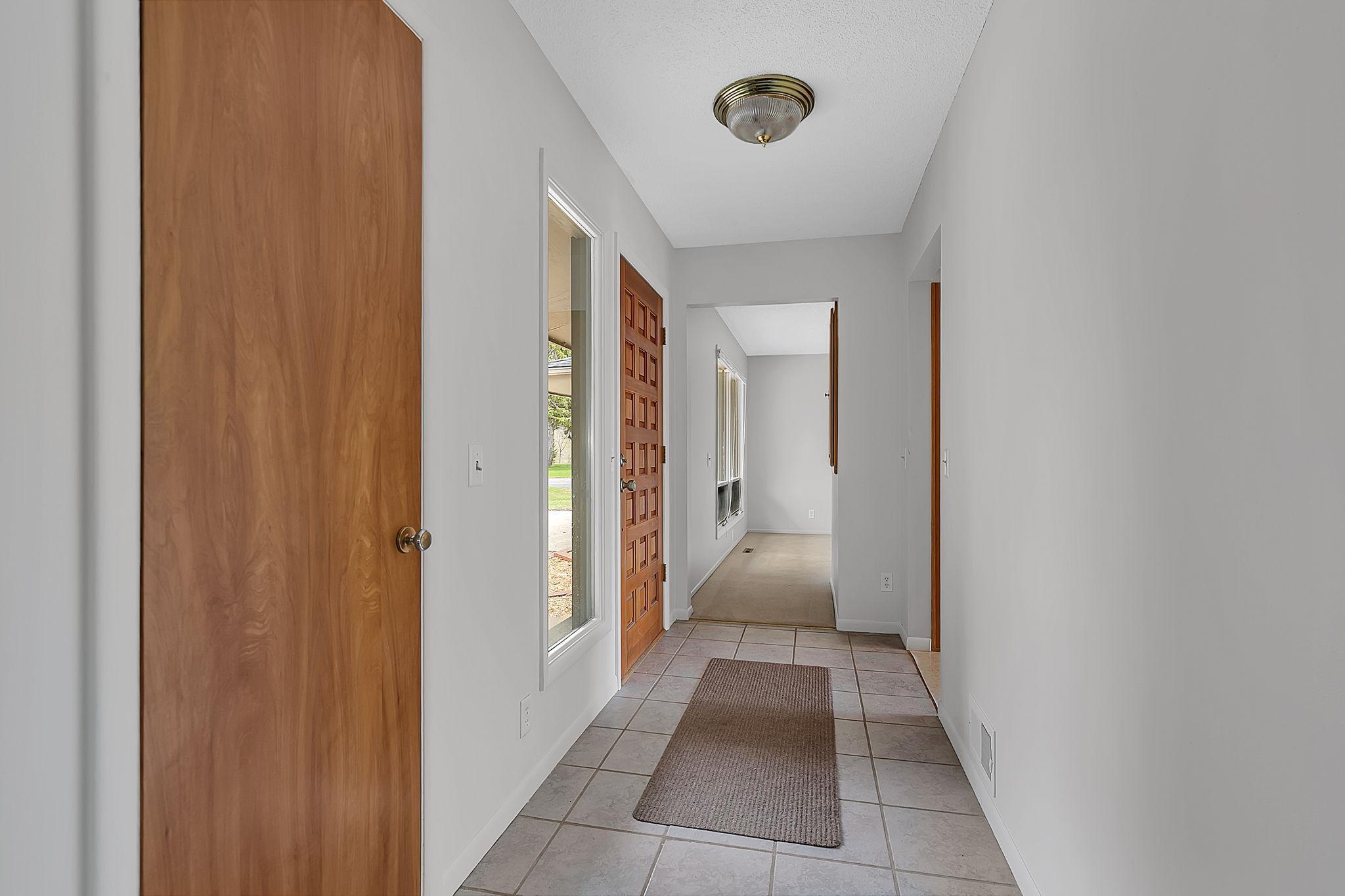 1961 single family home for sale at 3604 Crestwood Drive NE in Alexandria, MN — 2 bed, 3 bath (photo 13 of 59)