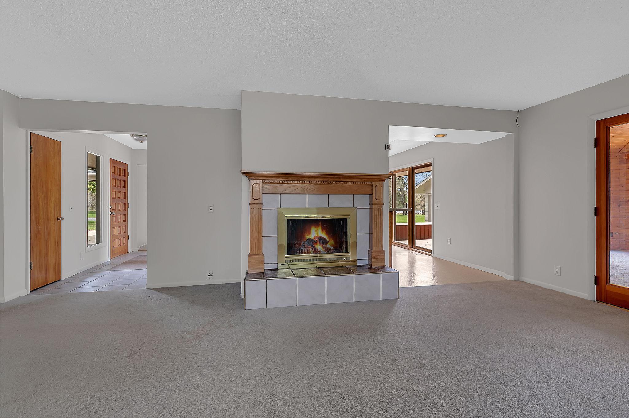 1961 single family home for sale at 3604 Crestwood Drive NE in Alexandria, MN — 2 bed, 3 bath (photo 17 of 59)