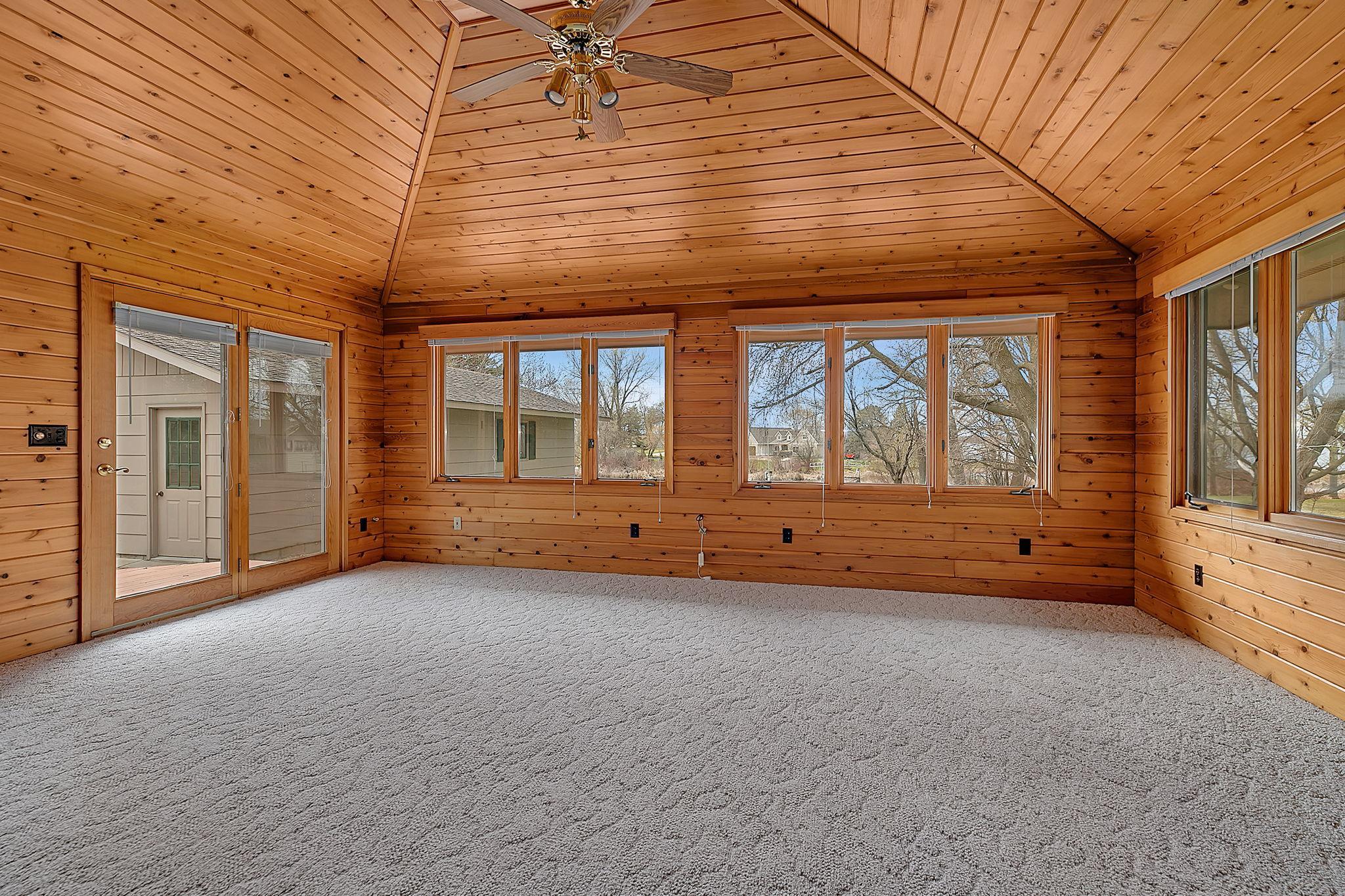 1961 single family home for sale at 3604 Crestwood Drive NE in Alexandria, MN — 2 bed, 3 bath (photo 18 of 59)