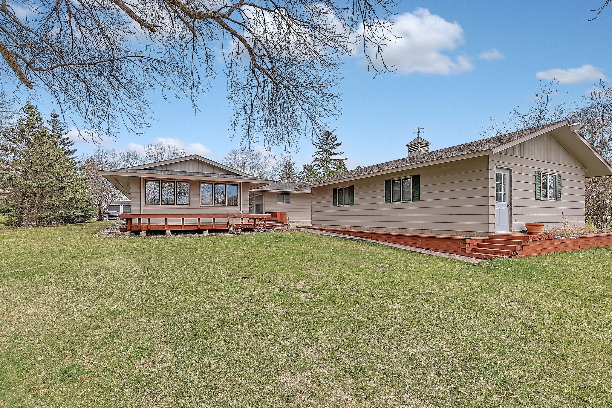 1961 single family home for sale at 3604 Crestwood Drive NE in Alexandria, MN — 2 bed, 3 bath (photo 3 of 59)
