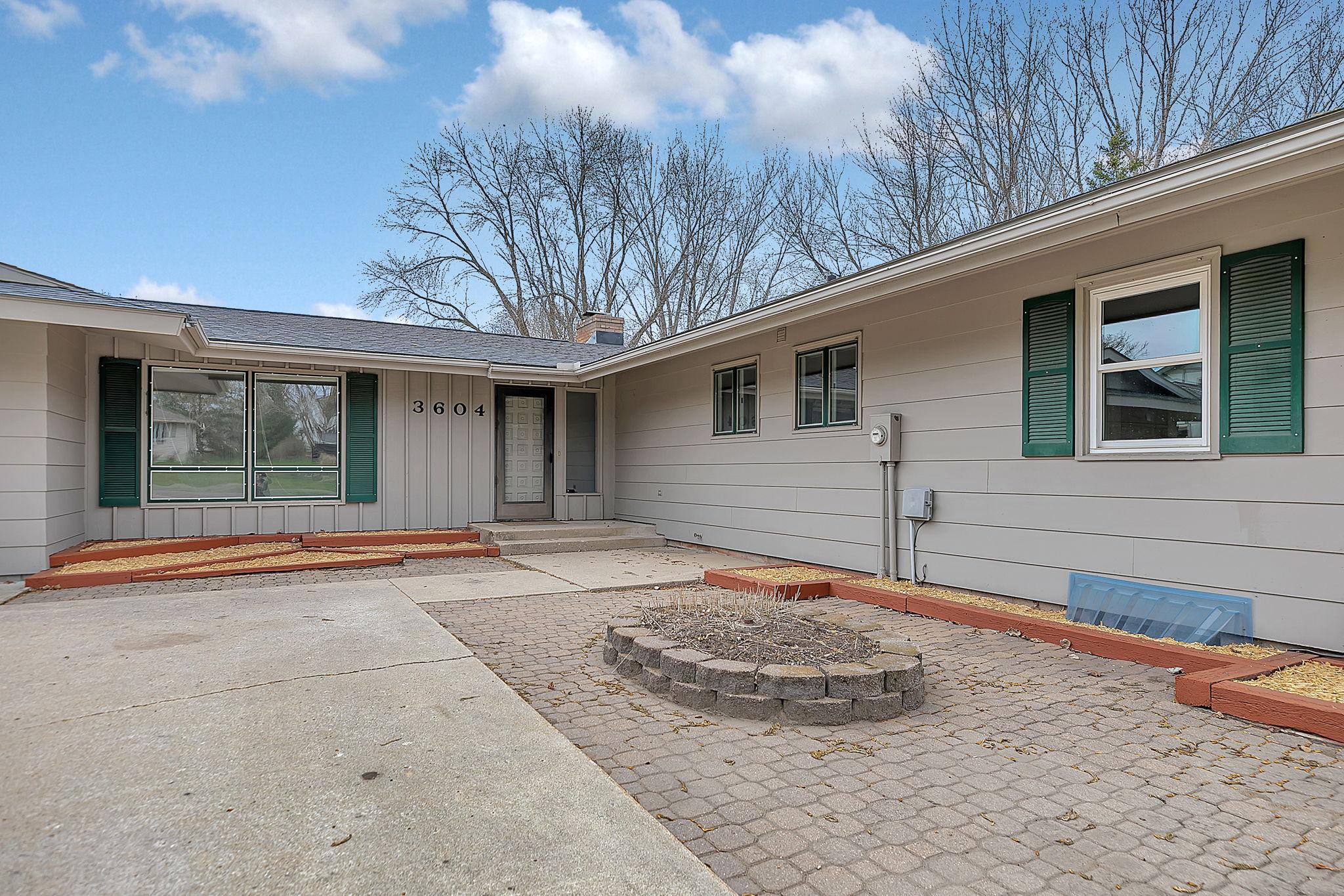 1961 single family home for sale at 3604 Crestwood Drive NE in Alexandria, MN — 2 bed, 3 bath (photo 31 of 59)